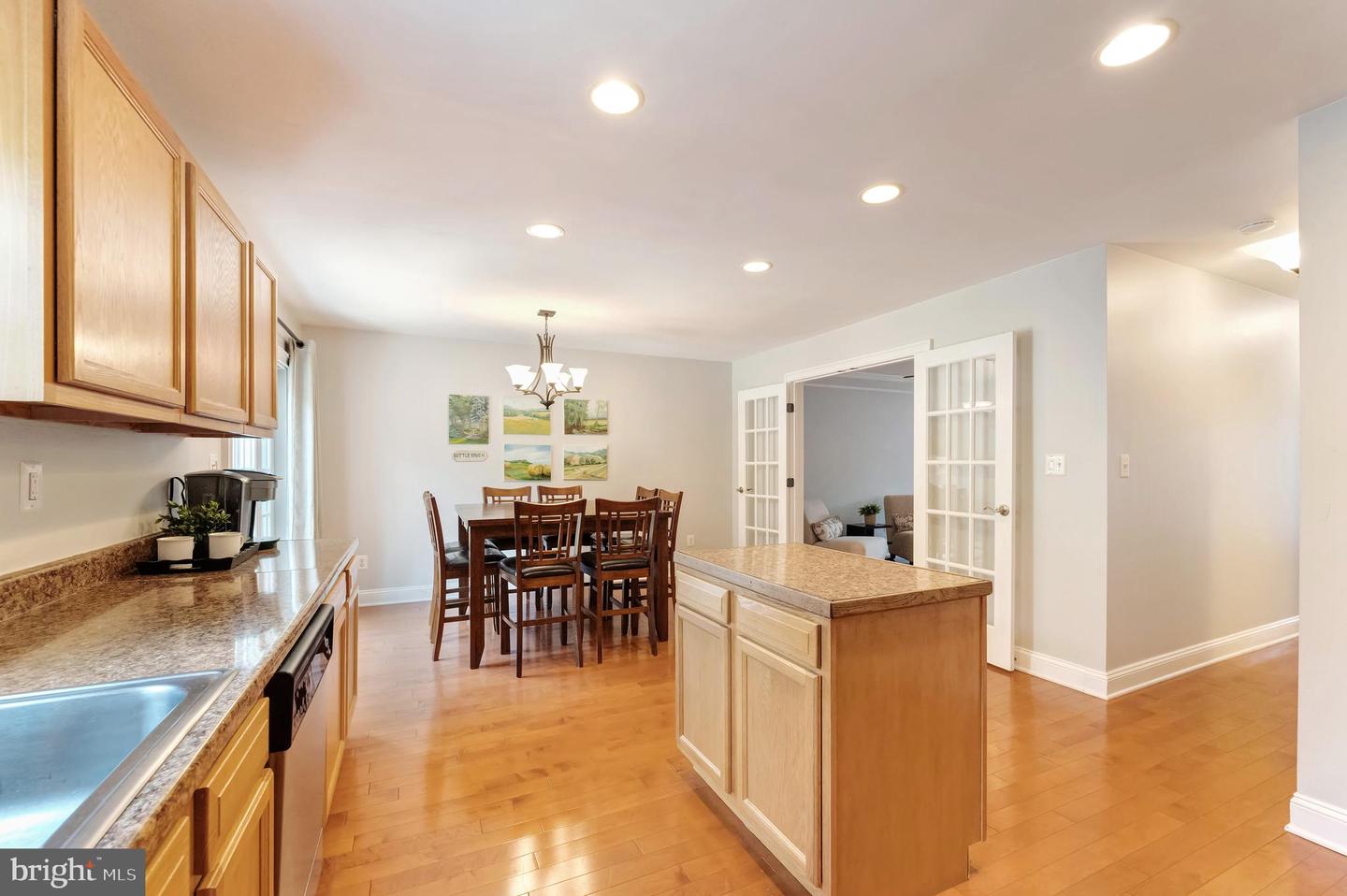 13116 ASHNUT LN, HERNDON, Virginia 20171, 3 Bedrooms Bedrooms, 7 Rooms Rooms,3 BathroomsBathrooms,Residential,For sale,13116 ASHNUT LN,VAFX2260930 MLS # VAFX2260930