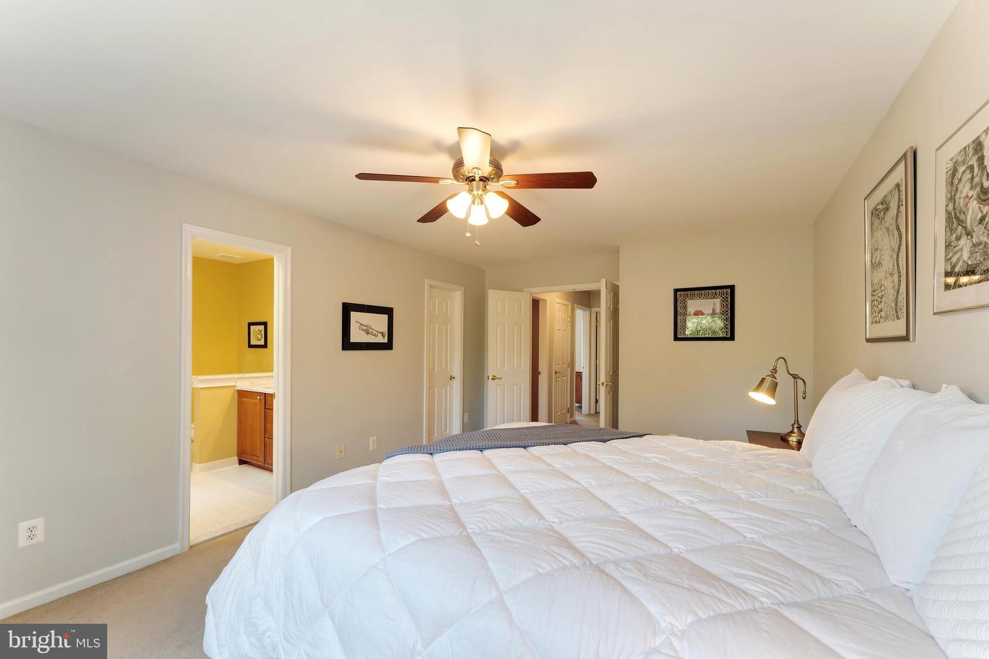 13116 ASHNUT LN, HERNDON, Virginia 20171, 3 Bedrooms Bedrooms, 7 Rooms Rooms,3 BathroomsBathrooms,Residential,For sale,13116 ASHNUT LN,VAFX2260930 MLS # VAFX2260930