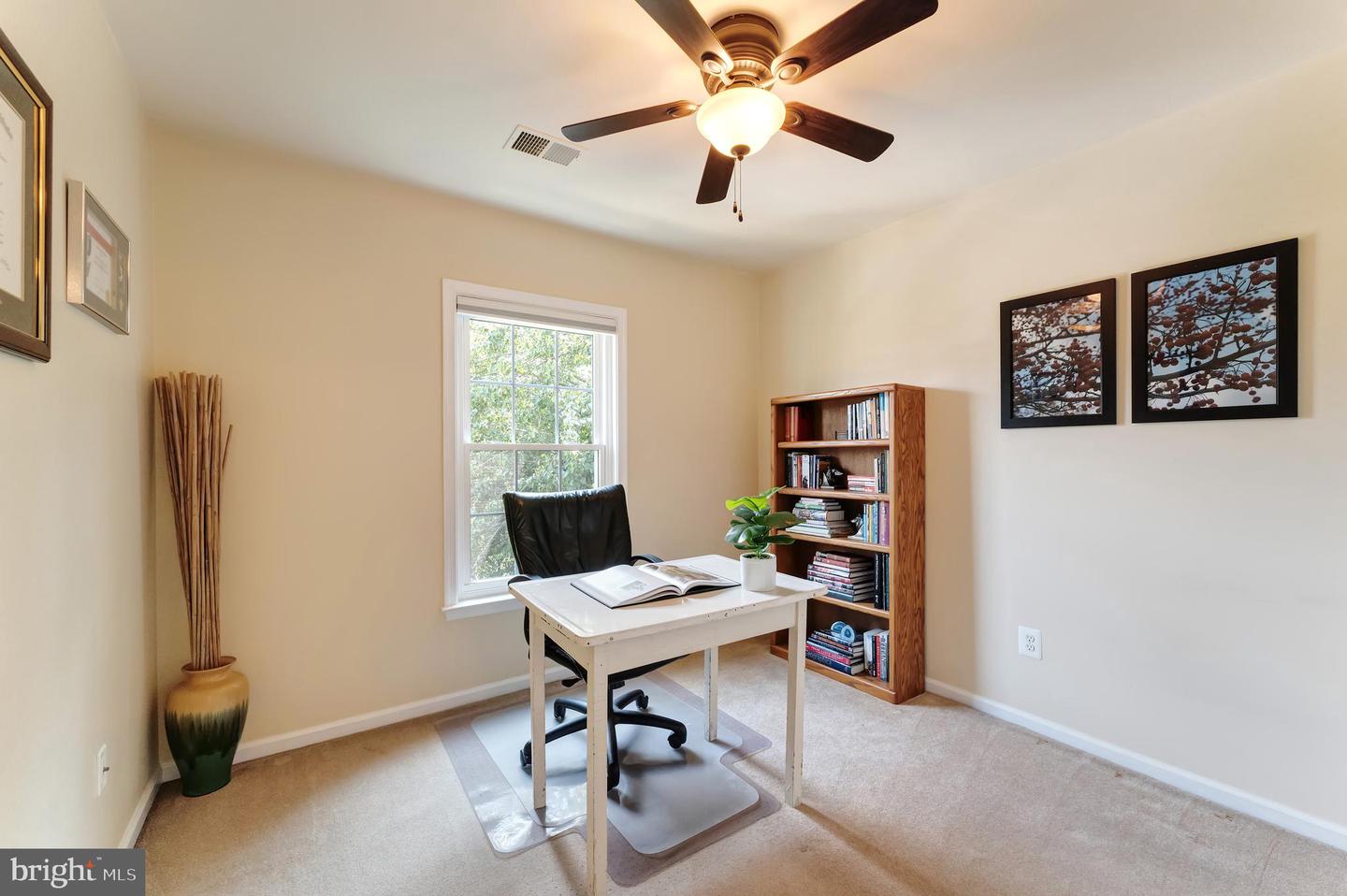 13116 ASHNUT LN, HERNDON, Virginia 20171, 3 Bedrooms Bedrooms, 7 Rooms Rooms,3 BathroomsBathrooms,Residential,For sale,13116 ASHNUT LN,VAFX2260930 MLS # VAFX2260930