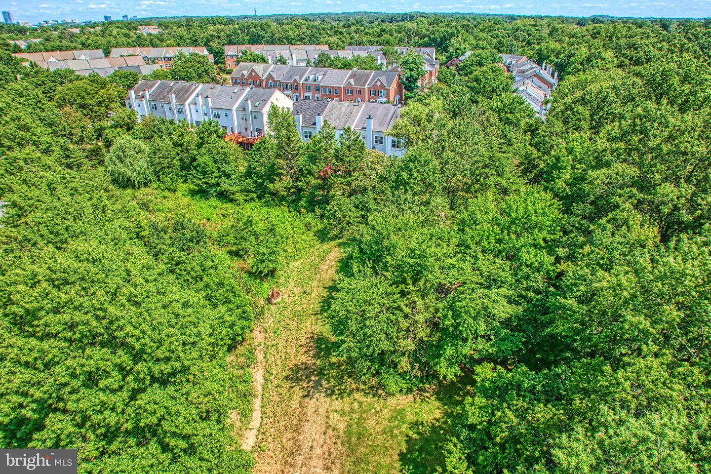 13116 ASHNUT LN, HERNDON, Virginia 20171, 3 Bedrooms Bedrooms, 7 Rooms Rooms,3 BathroomsBathrooms,Residential,For sale,13116 ASHNUT LN,VAFX2260930 MLS # VAFX2260930