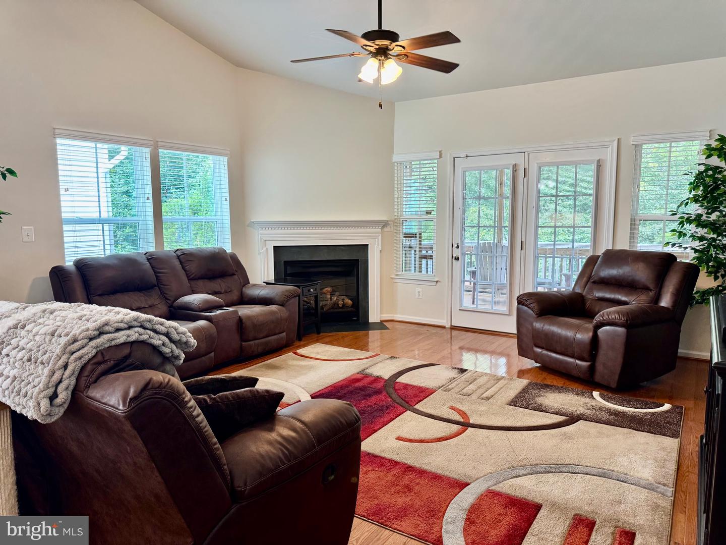 9191 HARBOR CT, WARRENTON, Virginia 20187, 4 Bedrooms Bedrooms, ,4 BathroomsBathrooms,Residential,For sale,9191 HARBOR CT,VAFQ2017906 MLS # VAFQ2017906