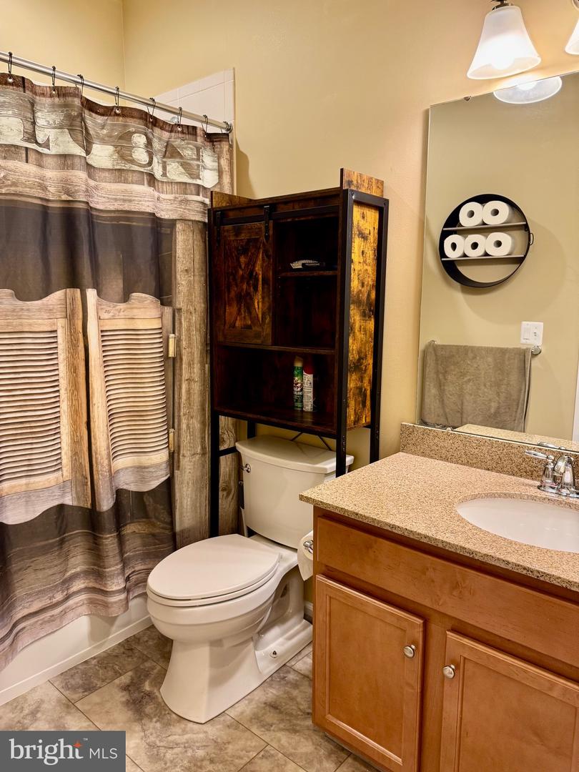 9191 HARBOR CT, WARRENTON, Virginia 20187, 4 Bedrooms Bedrooms, ,4 BathroomsBathrooms,Residential,For sale,9191 HARBOR CT,VAFQ2017906 MLS # VAFQ2017906