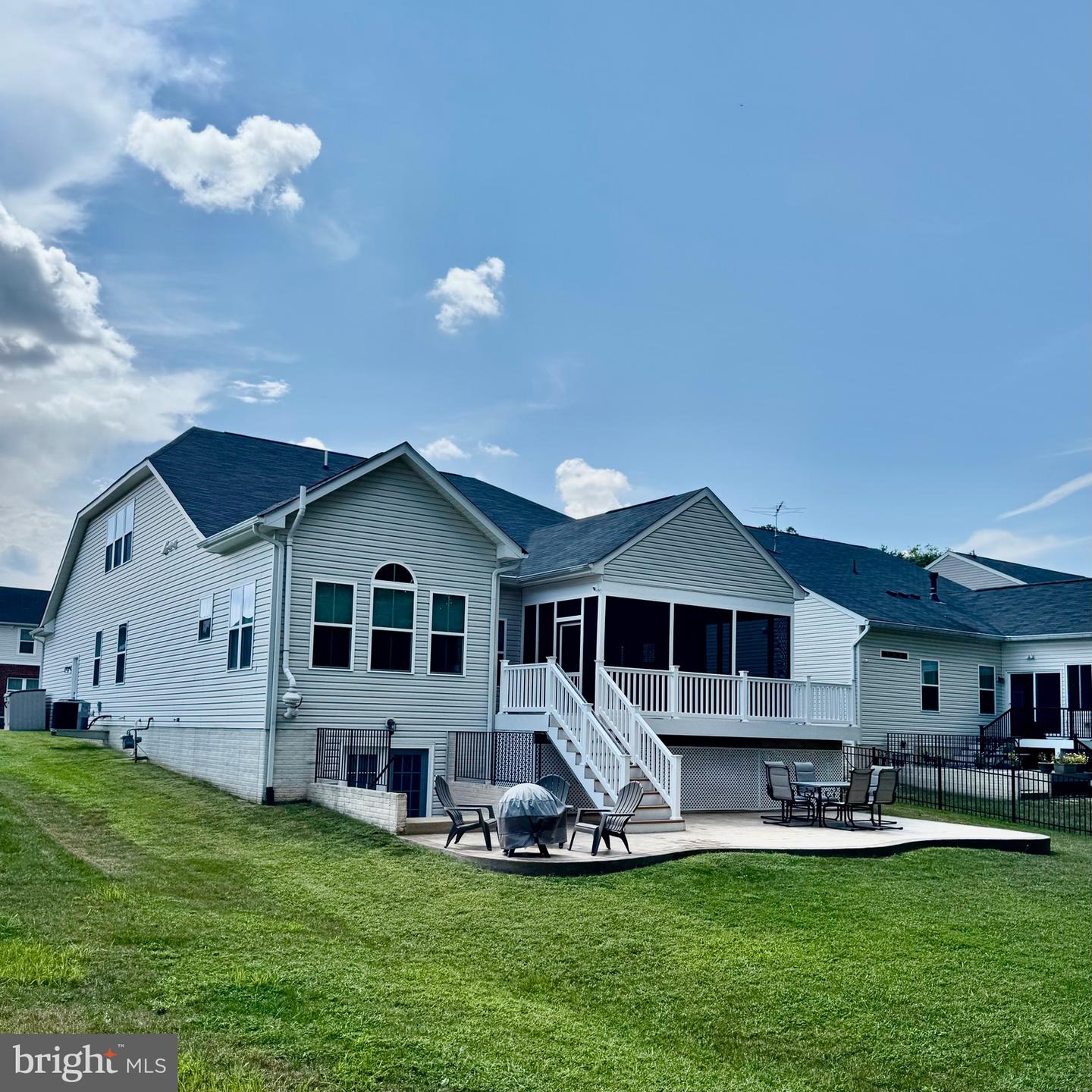 9191 HARBOR CT, WARRENTON, Virginia 20187, 4 Bedrooms Bedrooms, ,4 BathroomsBathrooms,Residential,For sale,9191 HARBOR CT,VAFQ2017906 MLS # VAFQ2017906