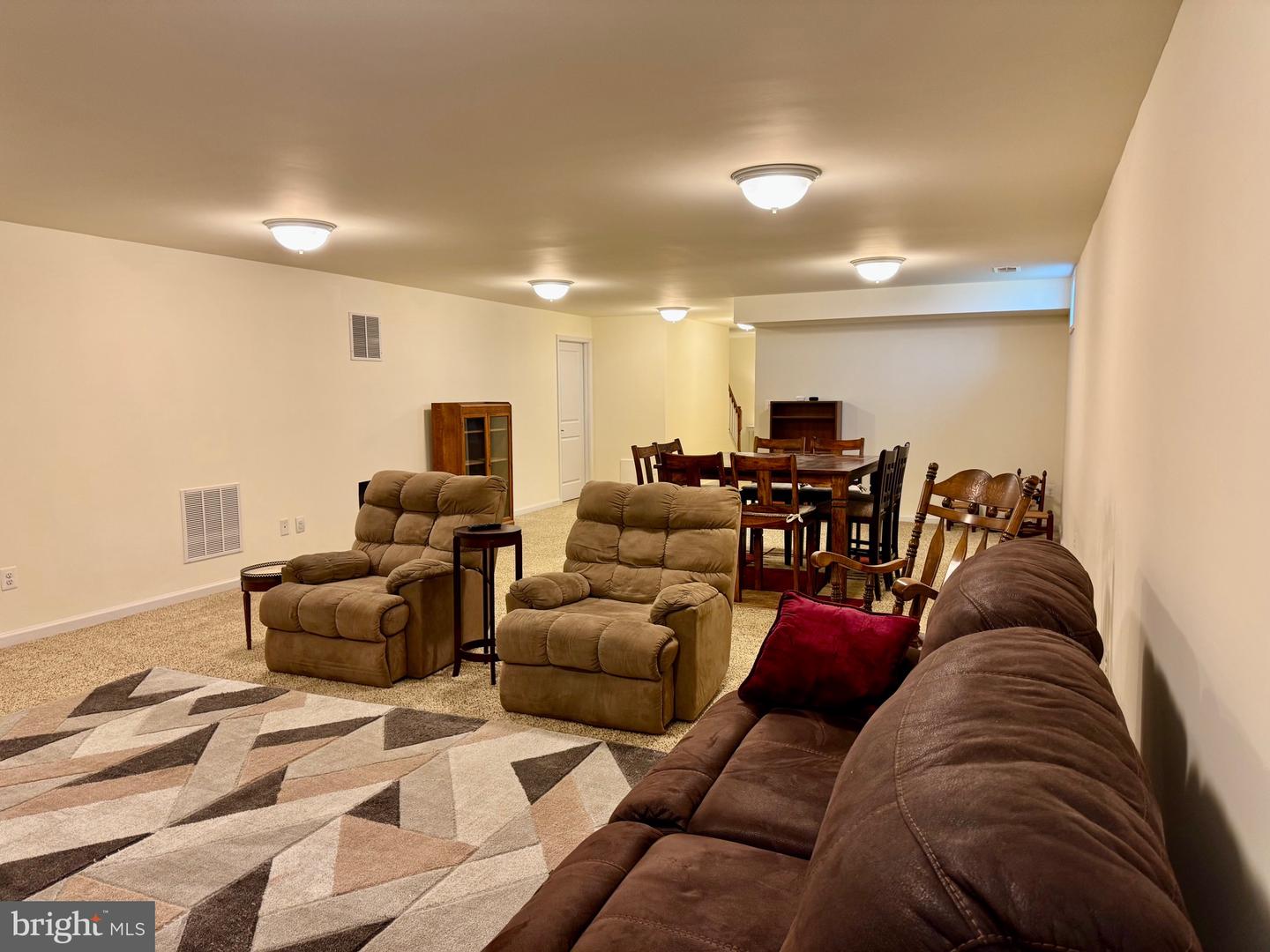 9191 HARBOR CT, WARRENTON, Virginia 20187, 4 Bedrooms Bedrooms, ,4 BathroomsBathrooms,Residential,For sale,9191 HARBOR CT,VAFQ2017906 MLS # VAFQ2017906