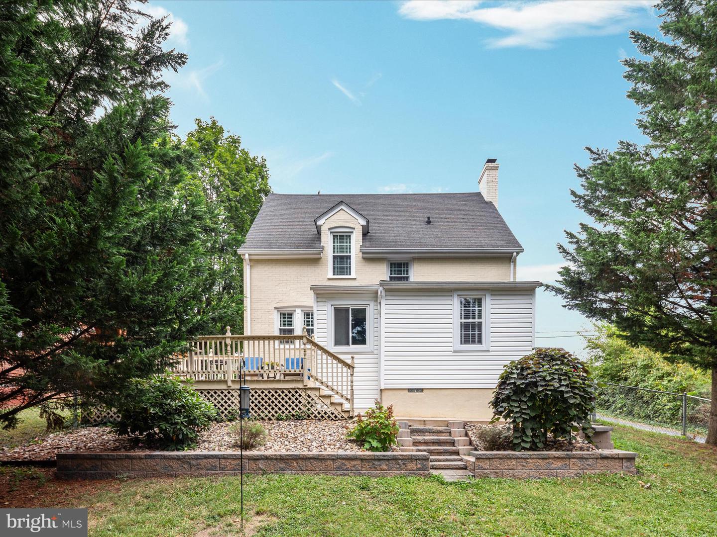 237 MILLER ST, WINCHESTER, Virginia 22601, 3 Bedrooms Bedrooms, ,2 BathroomsBathrooms,Residential,For sale,237 MILLER ST,VAWI2008876 MLS # VAWI2008876