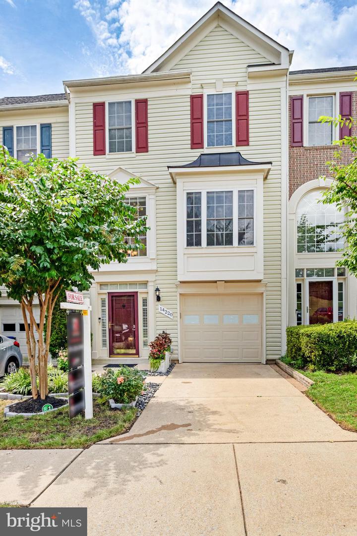 14220 MADRIGAL DR, WOODBRIDGE, Virginia 22193, 3 Bedrooms Bedrooms, ,2 BathroomsBathrooms,Residential,For sale,14220 MADRIGAL DR,VAPW2101382 MLS # VAPW2101382