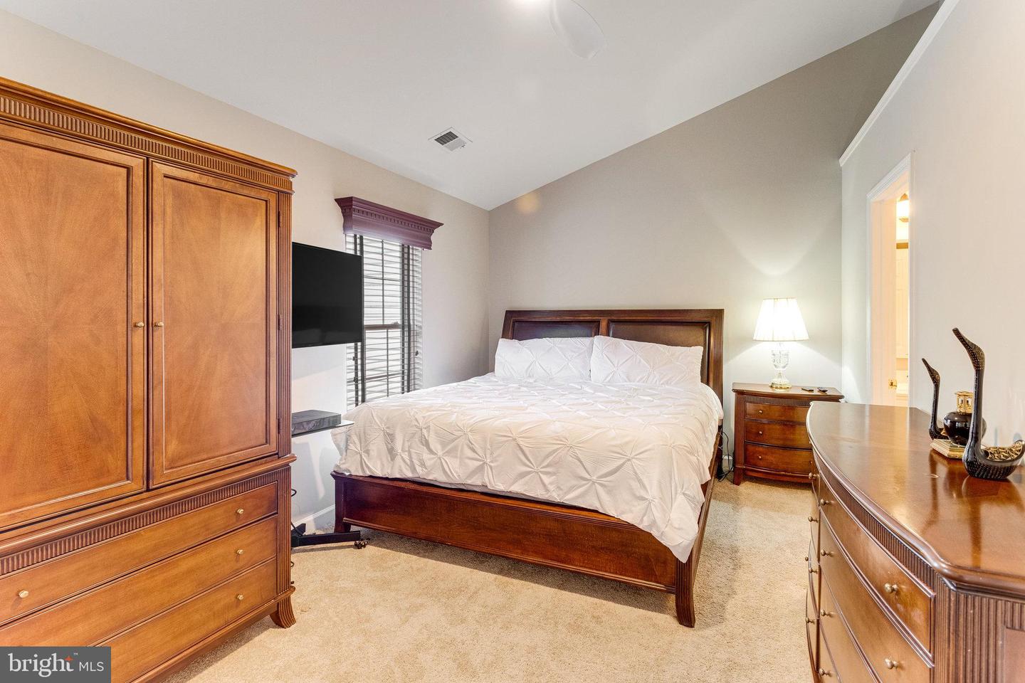 14220 MADRIGAL DR, WOODBRIDGE, Virginia 22193, 3 Bedrooms Bedrooms, ,2 BathroomsBathrooms,Residential,For sale,14220 MADRIGAL DR,VAPW2101382 MLS # VAPW2101382