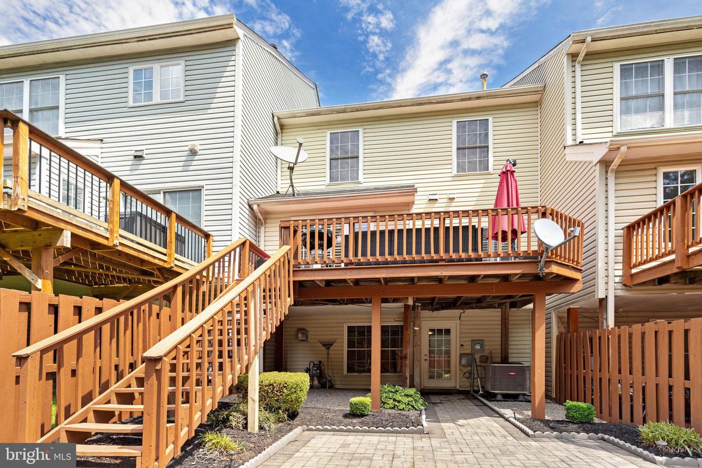 14220 MADRIGAL DR, WOODBRIDGE, Virginia 22193, 3 Bedrooms Bedrooms, ,2 BathroomsBathrooms,Residential,For sale,14220 MADRIGAL DR,VAPW2101382 MLS # VAPW2101382
