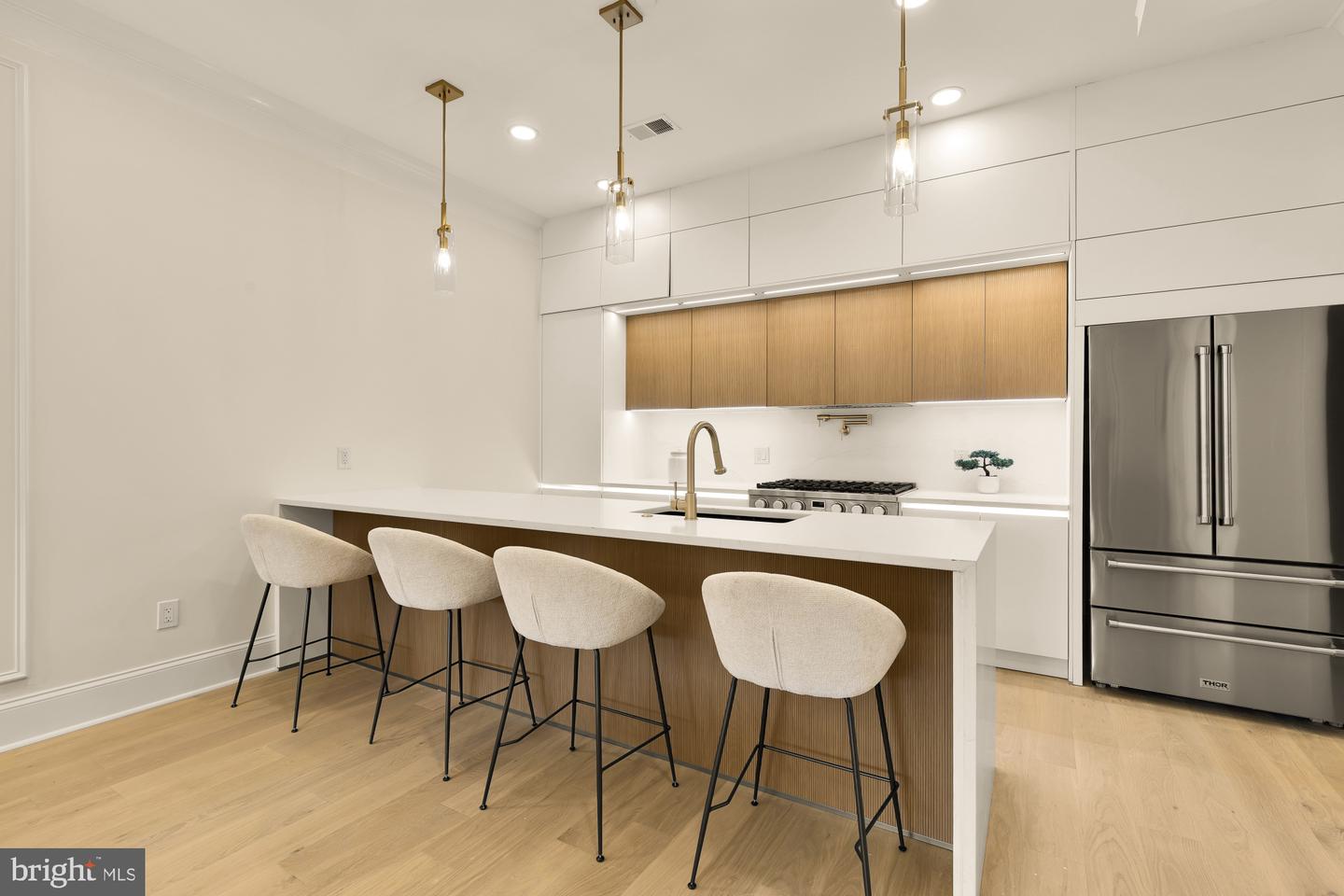 733 EUCLID ST NW #201, WASHINGTON, District Of Columbia 20001, 2 Bedrooms Bedrooms, ,2 BathroomsBathrooms,Residential,For sale,733 EUCLID ST NW #201,DCDC2214982 MLS # DCDC2214982