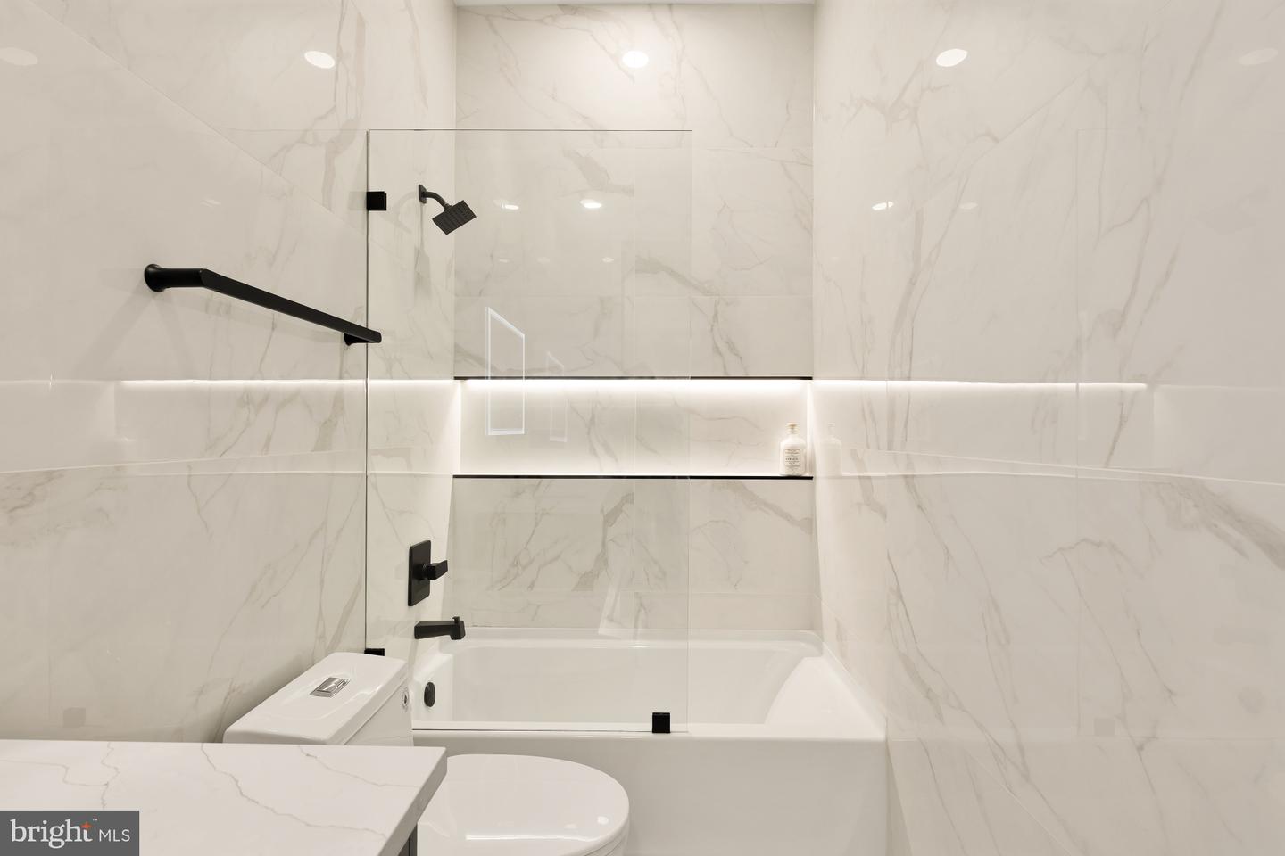 733 EUCLID ST NW #201, WASHINGTON, District Of Columbia 20001, 2 Bedrooms Bedrooms, ,2 BathroomsBathrooms,Residential,For sale,733 EUCLID ST NW #201,DCDC2214982 MLS # DCDC2214982
