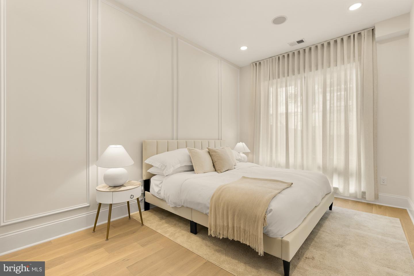 733 EUCLID ST NW #201, WASHINGTON, District Of Columbia 20001, 2 Bedrooms Bedrooms, ,2 BathroomsBathrooms,Residential,For sale,733 EUCLID ST NW #201,DCDC2214982 MLS # DCDC2214982