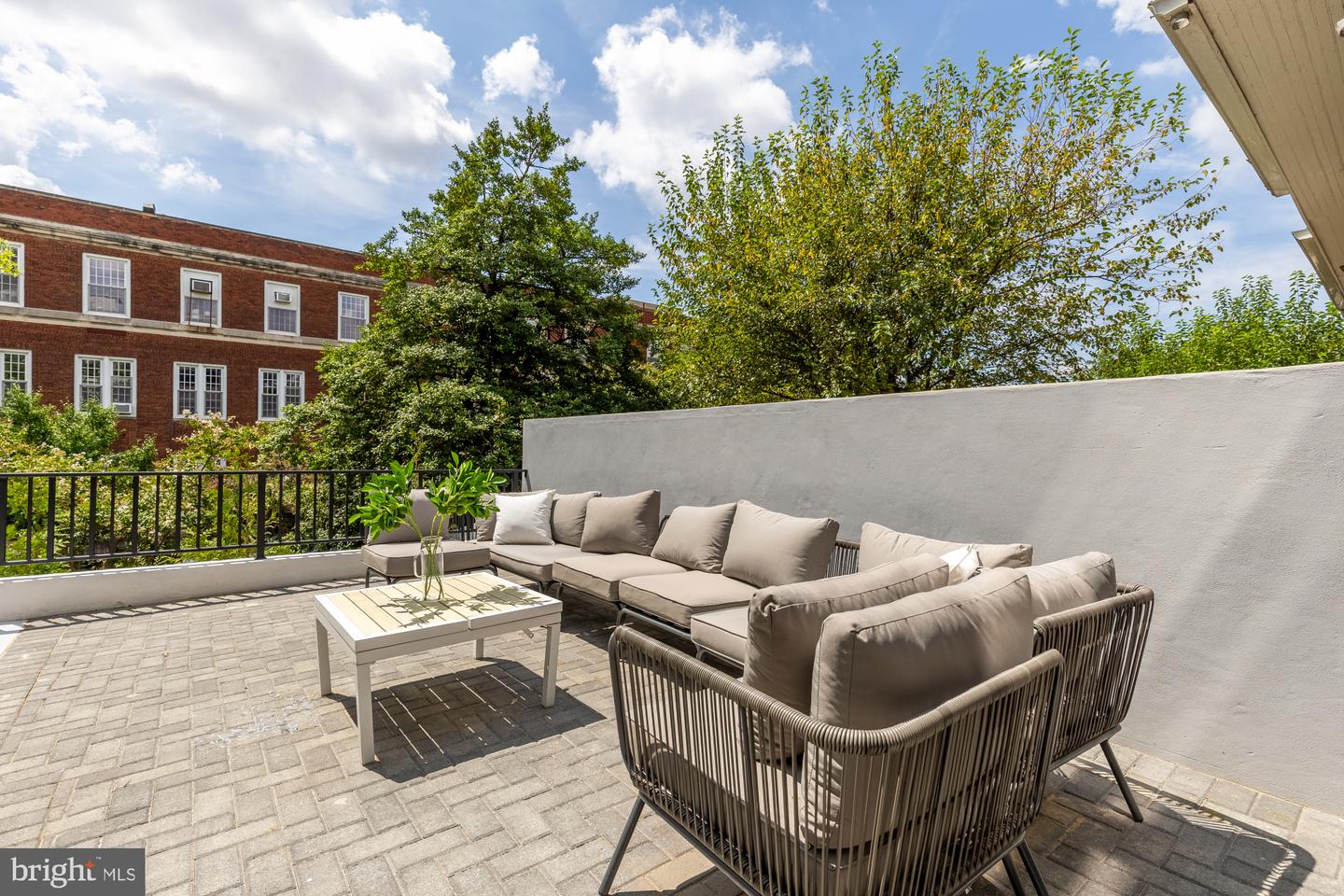 733 EUCLID ST NW #201, WASHINGTON, District Of Columbia 20001, 2 Bedrooms Bedrooms, ,2 BathroomsBathrooms,Residential,For sale,733 EUCLID ST NW #201,DCDC2214982 MLS # DCDC2214982