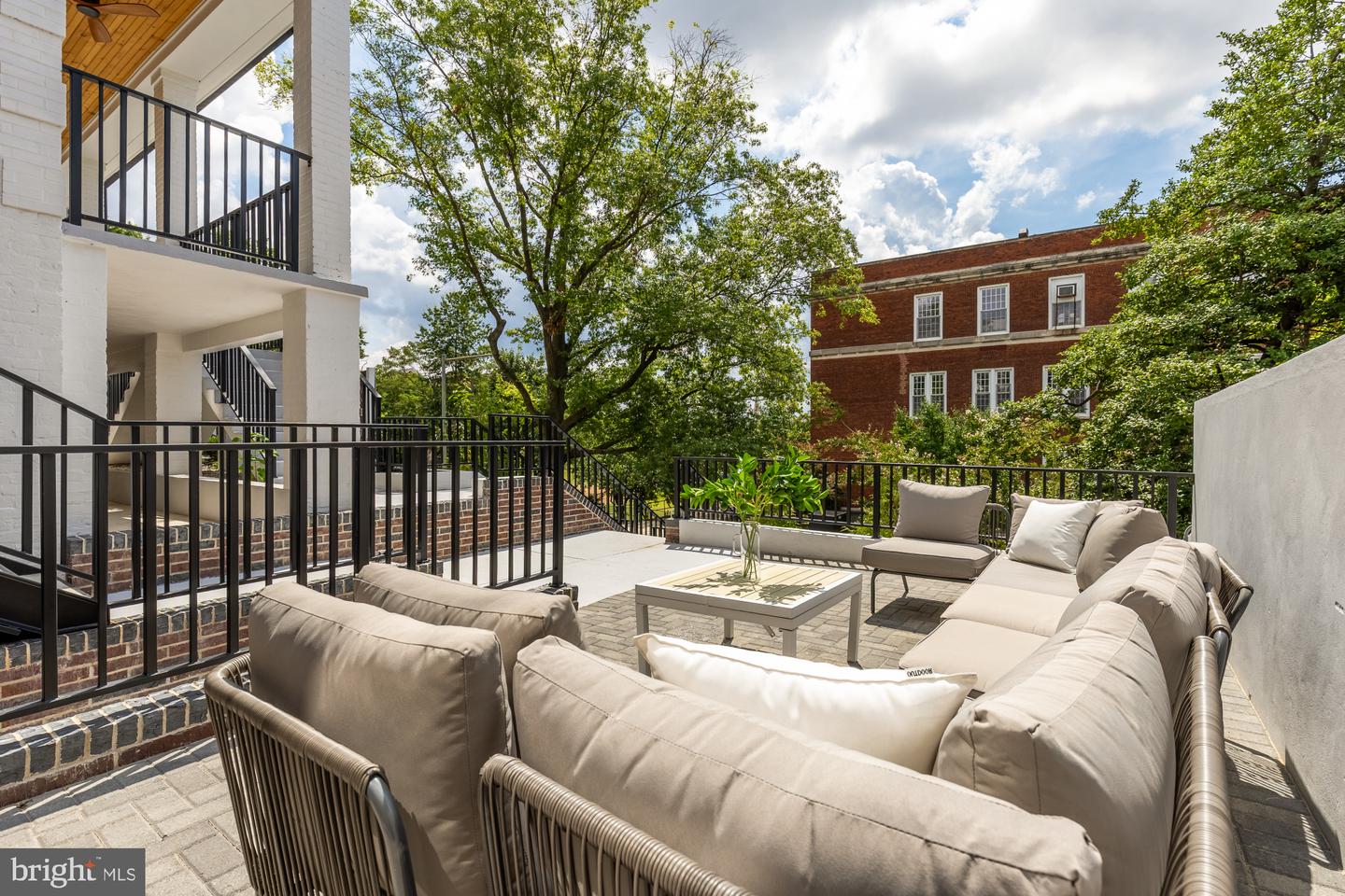 733 EUCLID ST NW #201, WASHINGTON, District Of Columbia 20001, 2 Bedrooms Bedrooms, ,2 BathroomsBathrooms,Residential,For sale,733 EUCLID ST NW #201,DCDC2214982 MLS # DCDC2214982