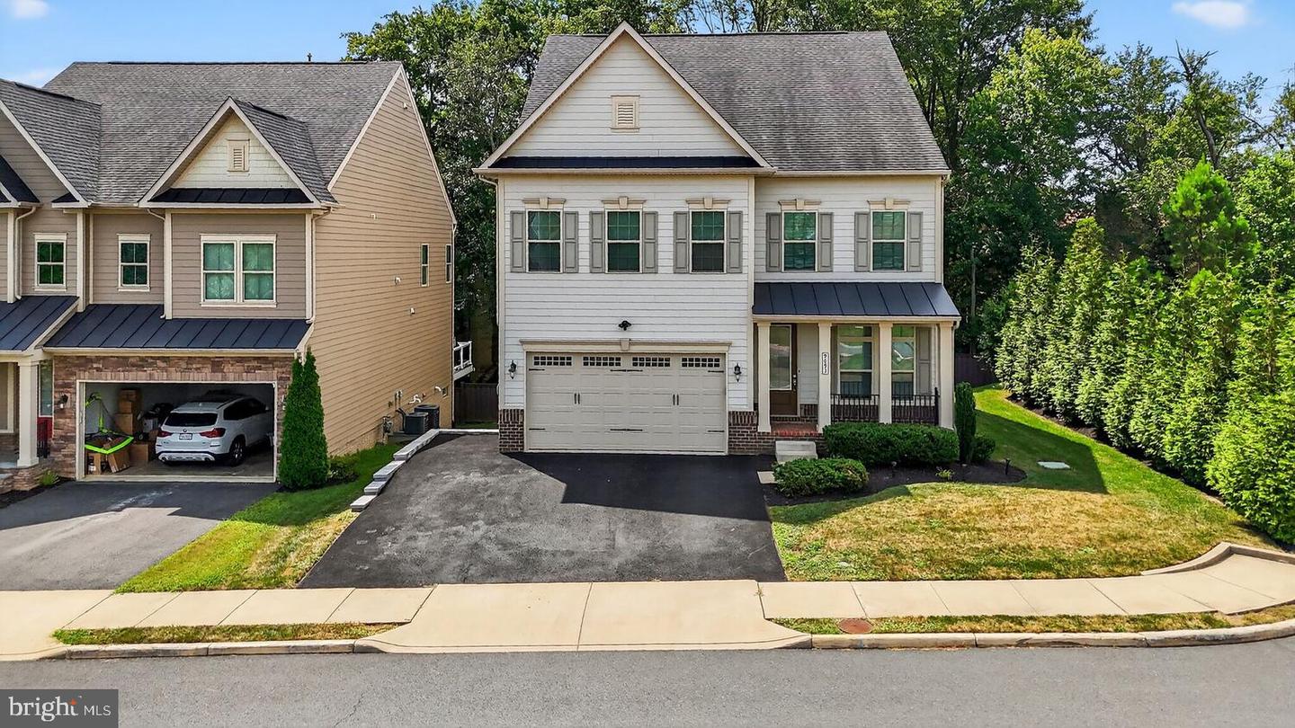 9093 BEAR BRANCH PL, FAIRFAX, Virginia 22031, 4 Bedrooms Bedrooms, ,3 BathroomsBathrooms,Residential,For sale,9093 BEAR BRANCH PL,VAFX2261092 MLS # VAFX2261092