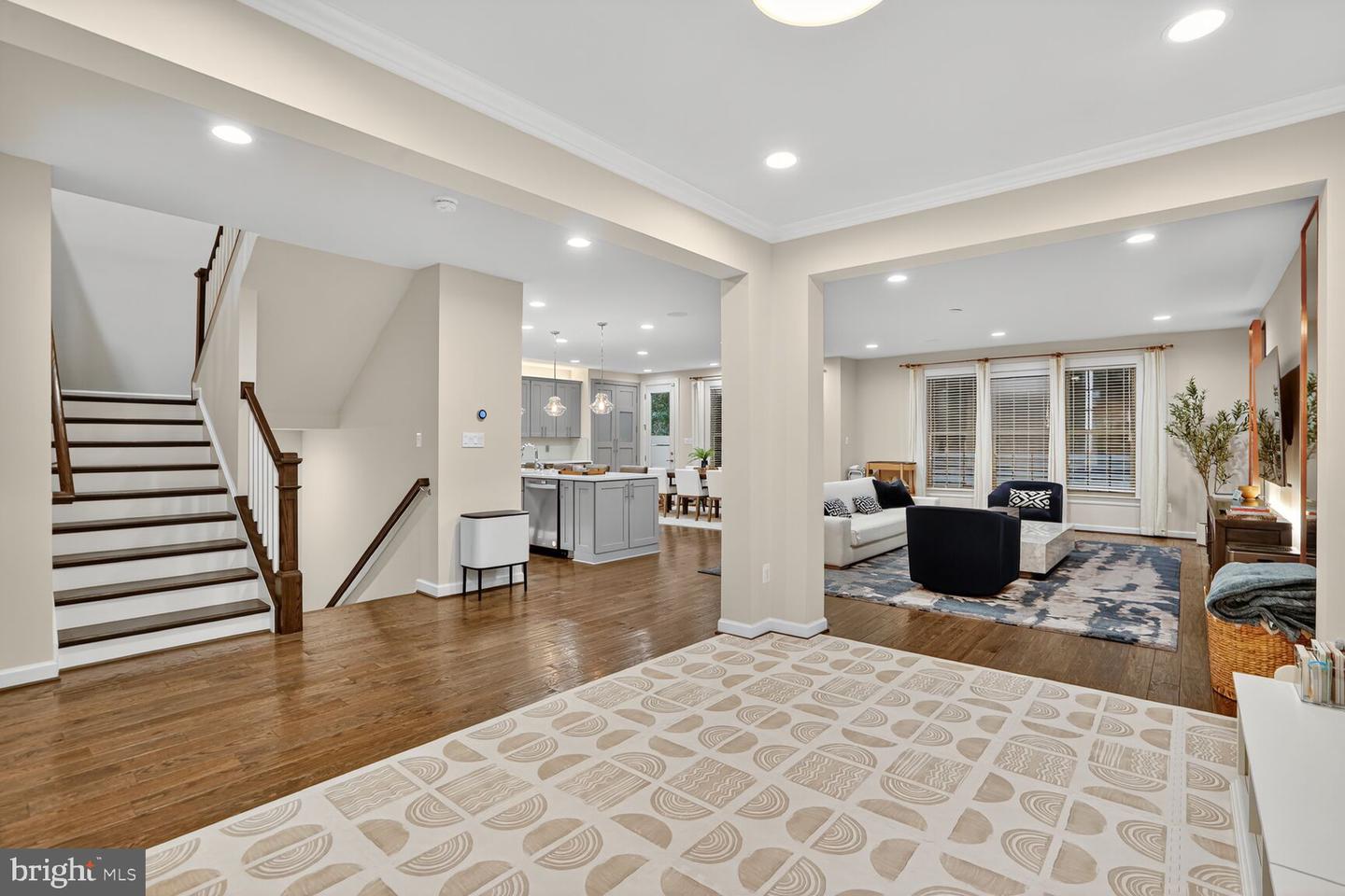 9093 BEAR BRANCH PL, FAIRFAX, Virginia 22031, 4 Bedrooms Bedrooms, ,3 BathroomsBathrooms,Residential,For sale,9093 BEAR BRANCH PL,VAFX2261092 MLS # VAFX2261092