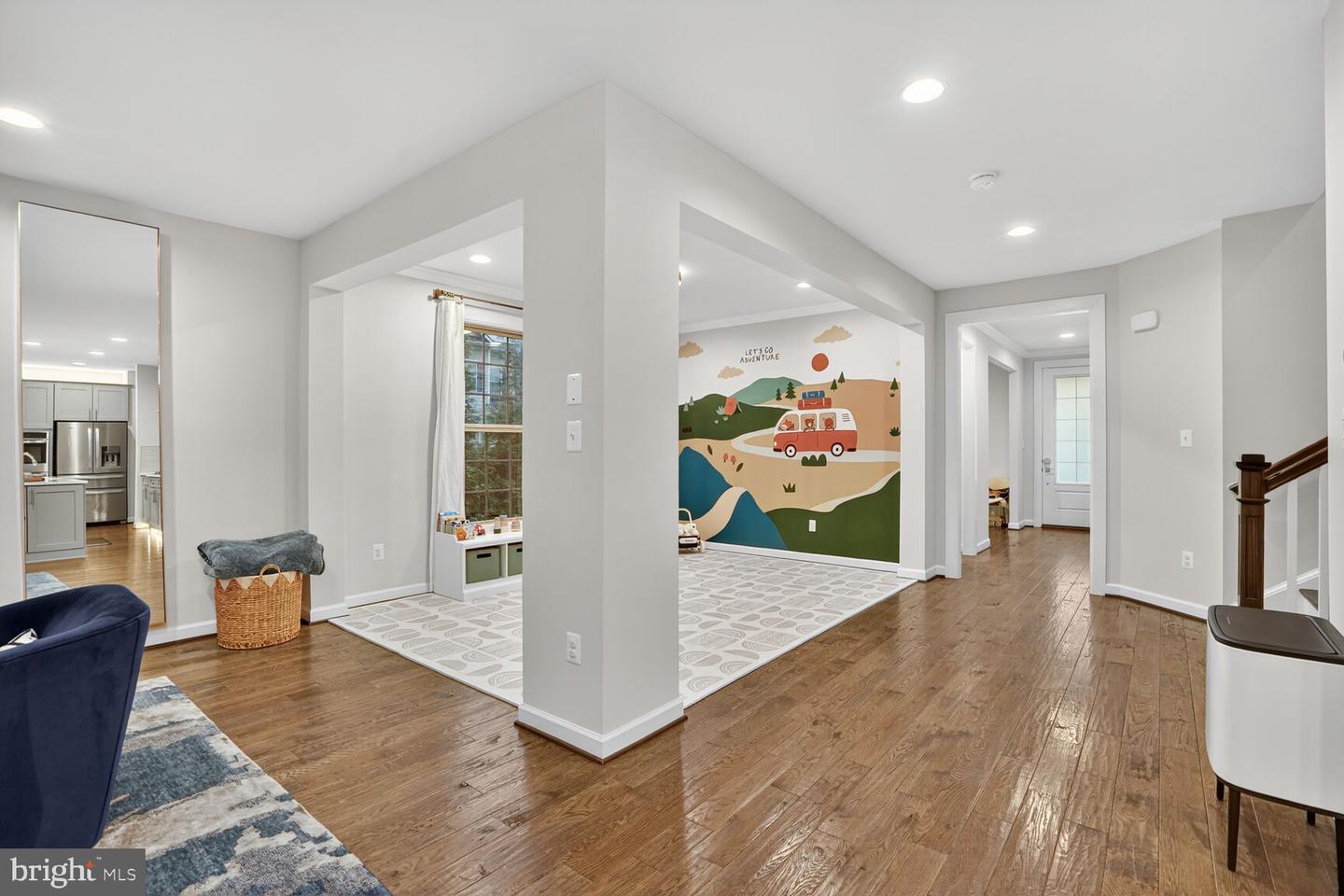 9093 BEAR BRANCH PL, FAIRFAX, Virginia 22031, 4 Bedrooms Bedrooms, ,3 BathroomsBathrooms,Residential,For sale,9093 BEAR BRANCH PL,VAFX2261092 MLS # VAFX2261092