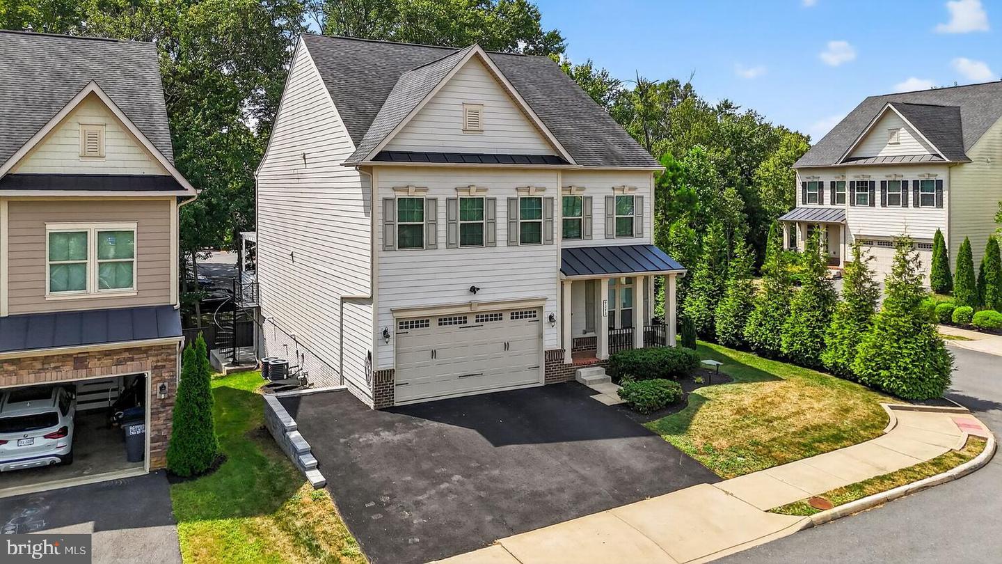 9093 BEAR BRANCH PL, FAIRFAX, Virginia 22031, 4 Bedrooms Bedrooms, ,3 BathroomsBathrooms,Residential,For sale,9093 BEAR BRANCH PL,VAFX2261092 MLS # VAFX2261092