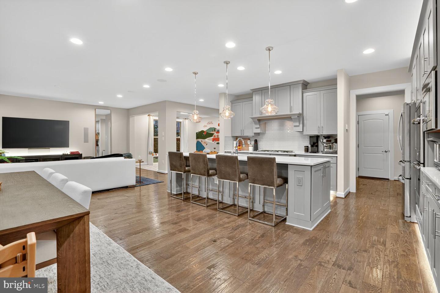 9093 BEAR BRANCH PL, FAIRFAX, Virginia 22031, 4 Bedrooms Bedrooms, ,3 BathroomsBathrooms,Residential,For sale,9093 BEAR BRANCH PL,VAFX2261092 MLS # VAFX2261092