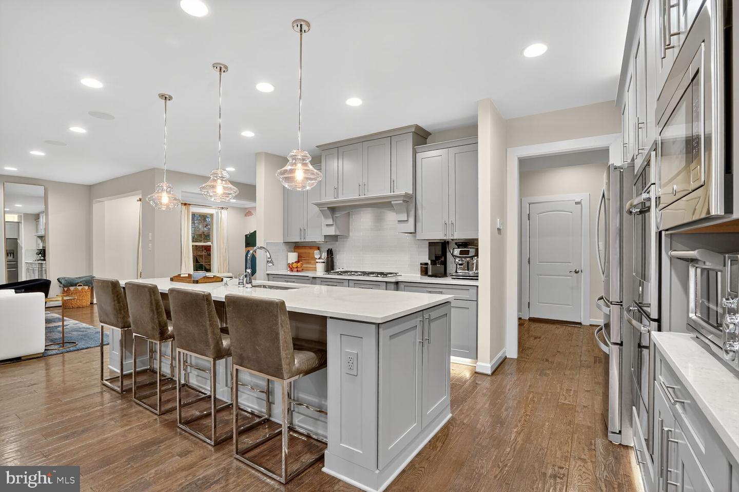 9093 BEAR BRANCH PL, FAIRFAX, Virginia 22031, 4 Bedrooms Bedrooms, ,3 BathroomsBathrooms,Residential,For sale,9093 BEAR BRANCH PL,VAFX2261092 MLS # VAFX2261092