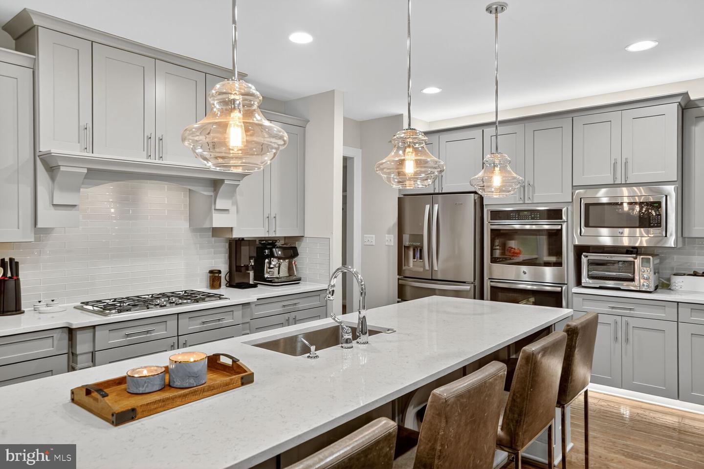 9093 BEAR BRANCH PL, FAIRFAX, Virginia 22031, 4 Bedrooms Bedrooms, ,3 BathroomsBathrooms,Residential,For sale,9093 BEAR BRANCH PL,VAFX2261092 MLS # VAFX2261092