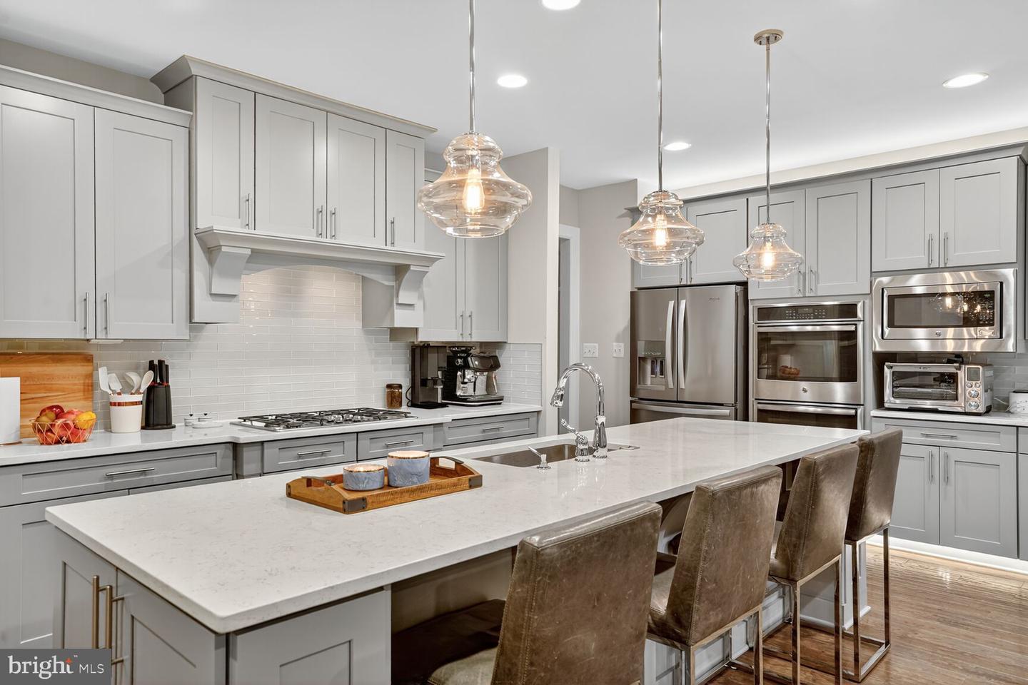 9093 BEAR BRANCH PL, FAIRFAX, Virginia 22031, 4 Bedrooms Bedrooms, ,3 BathroomsBathrooms,Residential,For sale,9093 BEAR BRANCH PL,VAFX2261092 MLS # VAFX2261092