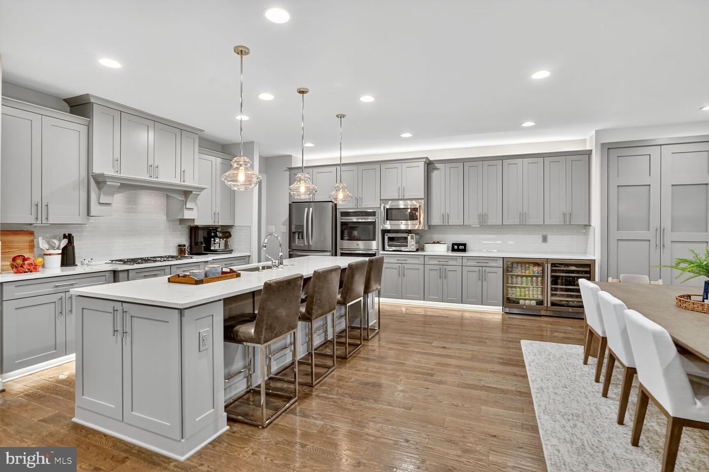9093 BEAR BRANCH PL, FAIRFAX, Virginia 22031, 4 Bedrooms Bedrooms, ,3 BathroomsBathrooms,Residential,For sale,9093 BEAR BRANCH PL,VAFX2261092 MLS # VAFX2261092