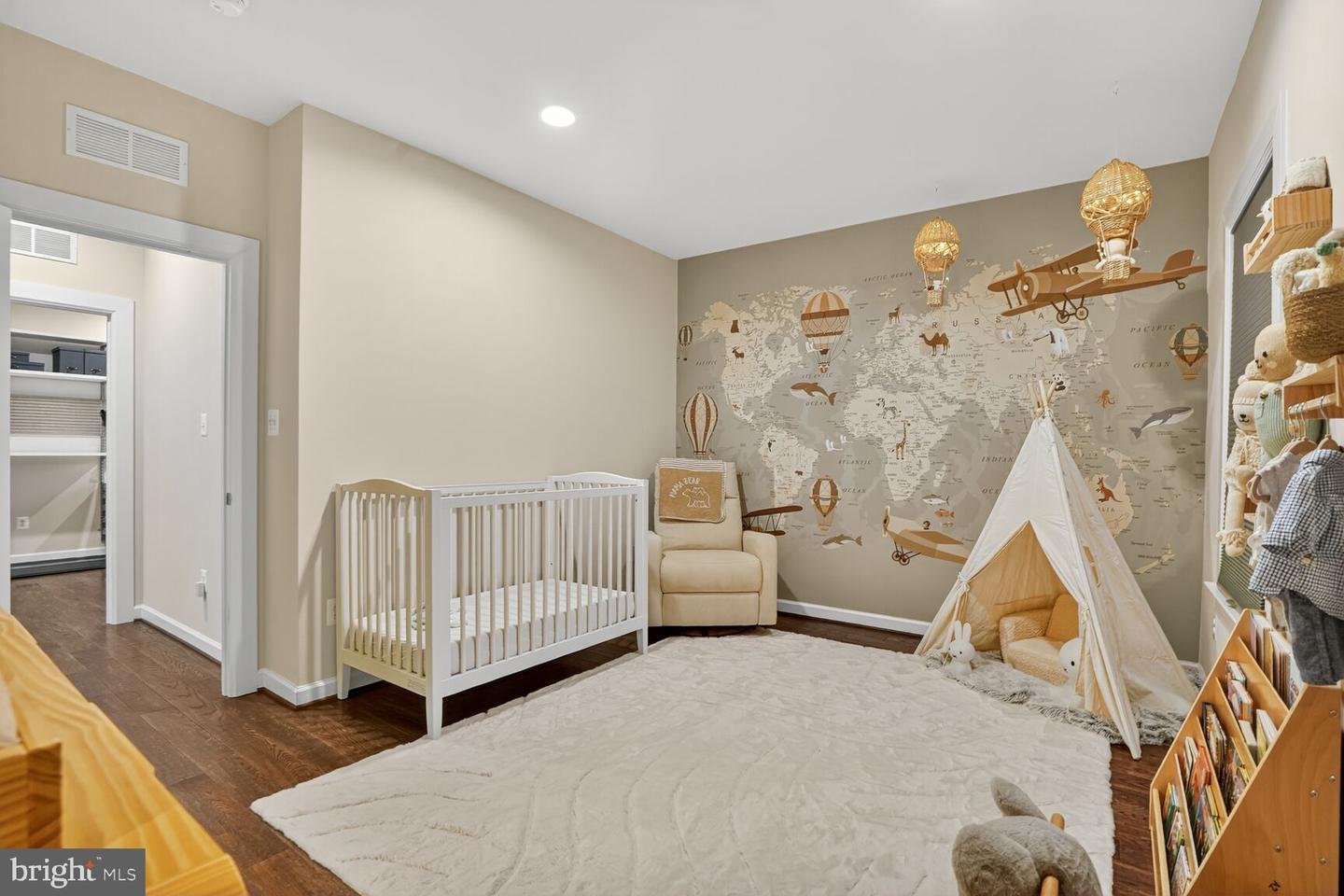 9093 BEAR BRANCH PL, FAIRFAX, Virginia 22031, 4 Bedrooms Bedrooms, ,3 BathroomsBathrooms,Residential,For sale,9093 BEAR BRANCH PL,VAFX2261092 MLS # VAFX2261092