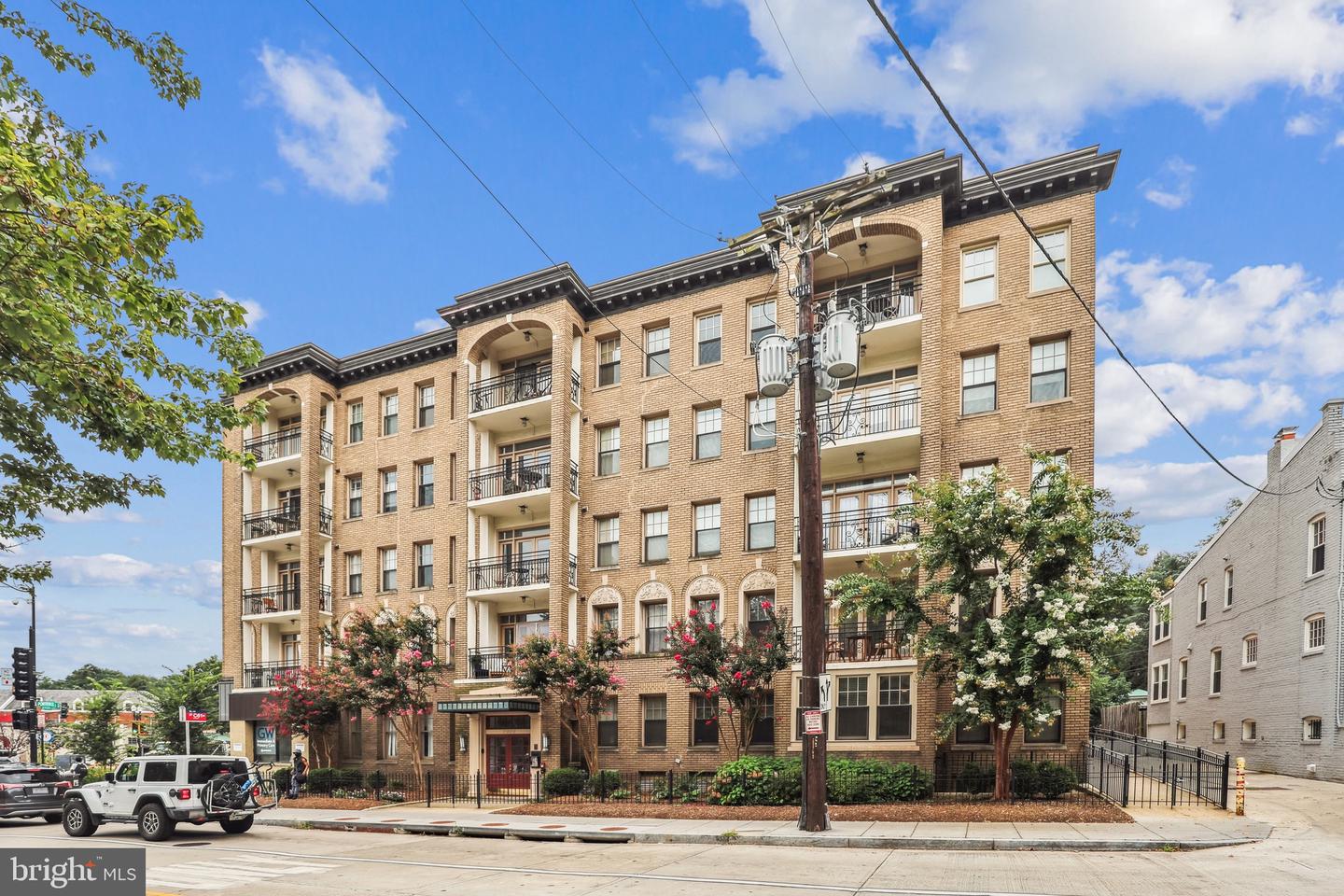 2902 PORTER ST NW #43, WASHINGTON, District Of Columbia 20008, 1 Bedroom Bedrooms, ,1 BathroomBathrooms,Residential,For sale,2902 PORTER ST NW #43,DCDC2215032 MLS # DCDC2215032