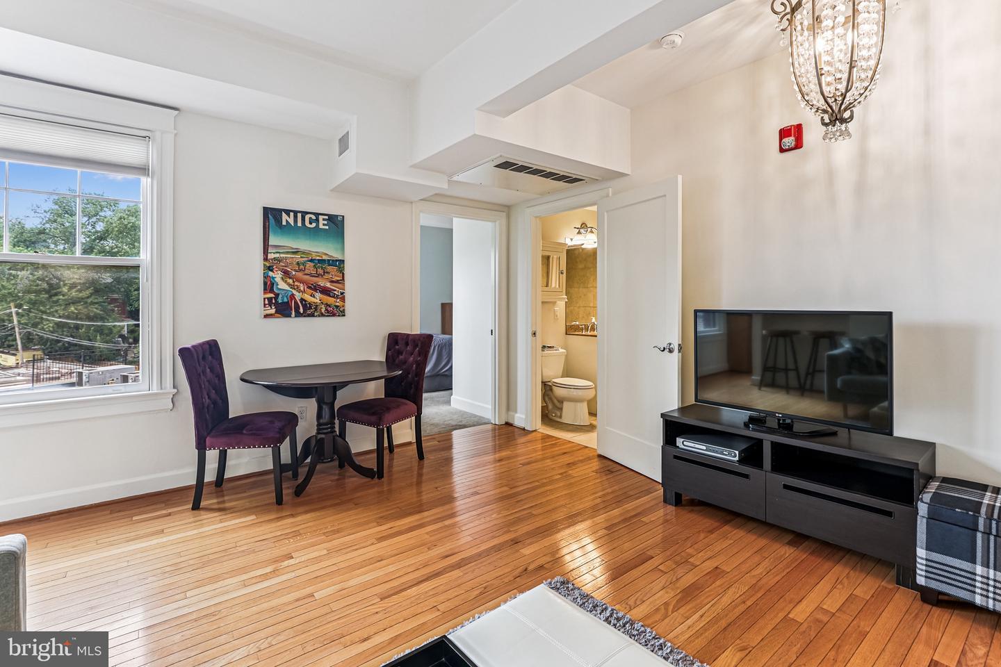 2902 PORTER ST NW #43, WASHINGTON, District Of Columbia 20008, 1 Bedroom Bedrooms, ,1 BathroomBathrooms,Residential,For sale,2902 PORTER ST NW #43,DCDC2215032 MLS # DCDC2215032