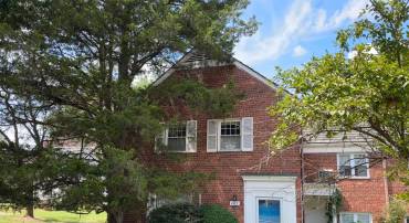 1423 MARTHA CUSTIS DR, ALEXANDRIA, Virginia 22302, 1 Bedroom Bedrooms, 5 Rooms Rooms,1 BathroomBathrooms,Residential,For sale,1423 MARTHA CUSTIS DR,VAAX2048556 MLS # VAAX2048556