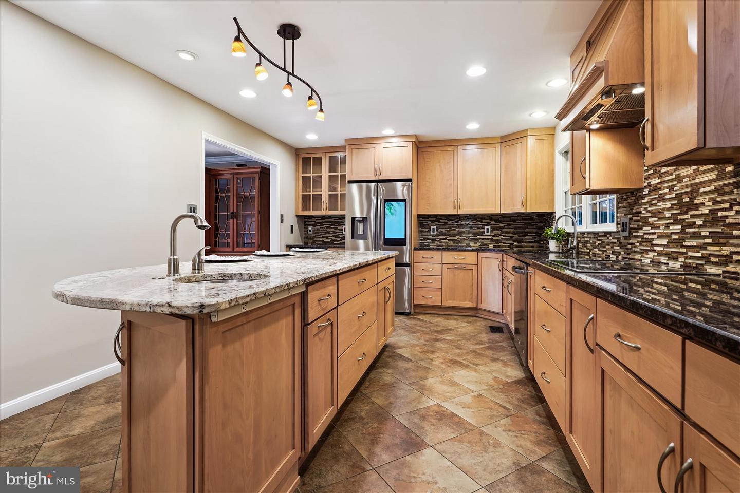 7921 JOURNEY LN, SPRINGFIELD, Virginia 22153, 4 Bedrooms Bedrooms, ,3 BathroomsBathrooms,Residential,For sale,7921 JOURNEY LN,VAFX2261124 MLS # VAFX2261124