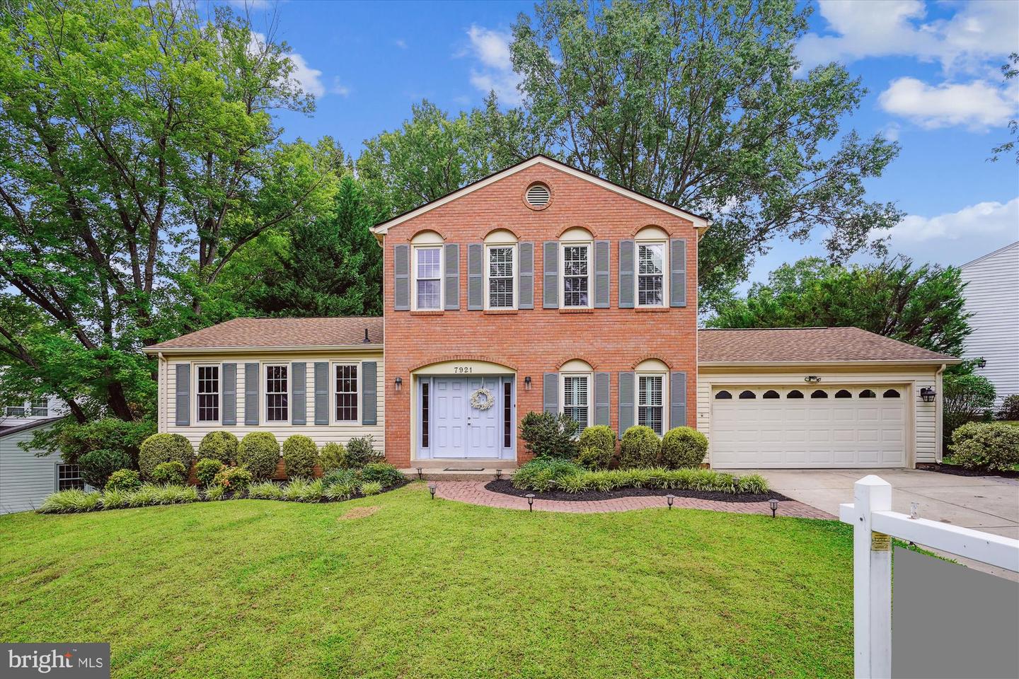 7921 JOURNEY LN, SPRINGFIELD, Virginia 22153, 4 Bedrooms Bedrooms, ,3 BathroomsBathrooms,Residential,For sale,7921 JOURNEY LN,VAFX2261124 MLS # VAFX2261124