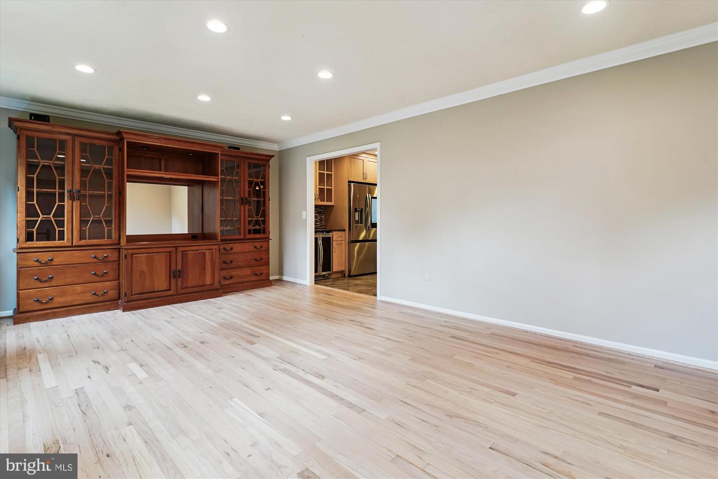 7921 JOURNEY LN, SPRINGFIELD, Virginia 22153, 4 Bedrooms Bedrooms, ,3 BathroomsBathrooms,Residential,For sale,7921 JOURNEY LN,VAFX2261124 MLS # VAFX2261124
