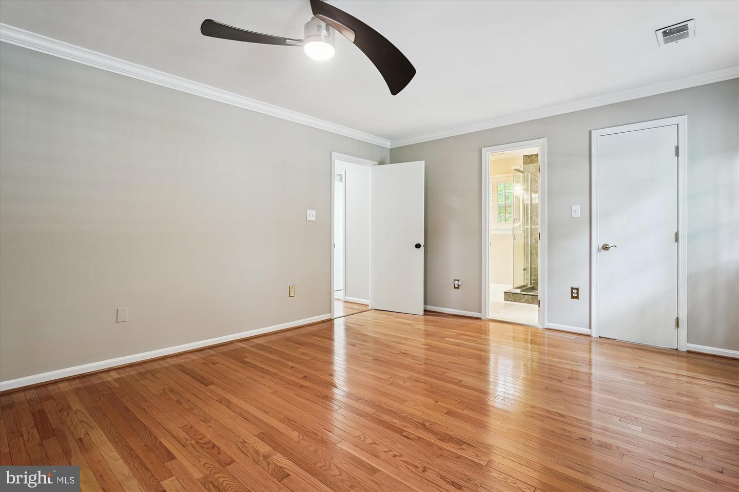 7921 JOURNEY LN, SPRINGFIELD, Virginia 22153, 4 Bedrooms Bedrooms, ,3 BathroomsBathrooms,Residential,For sale,7921 JOURNEY LN,VAFX2261124 MLS # VAFX2261124