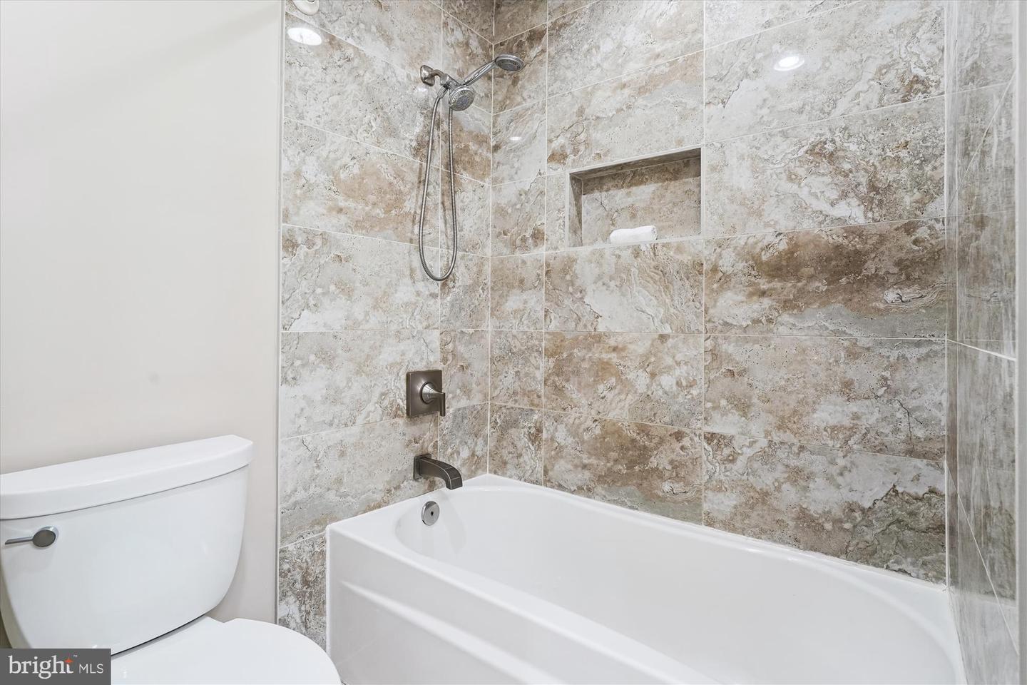 7921 JOURNEY LN, SPRINGFIELD, Virginia 22153, 4 Bedrooms Bedrooms, ,3 BathroomsBathrooms,Residential,For sale,7921 JOURNEY LN,VAFX2261124 MLS # VAFX2261124