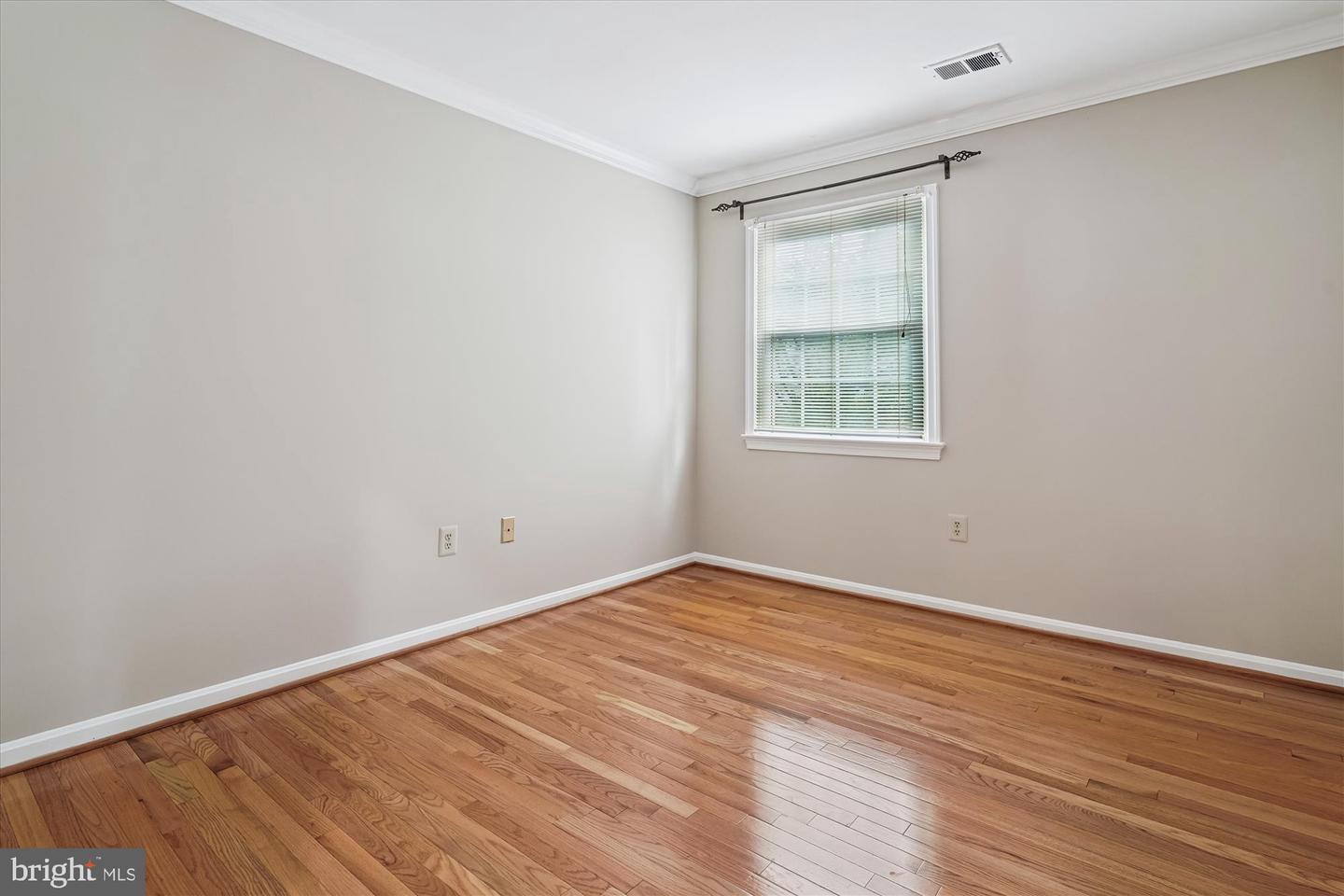 7921 JOURNEY LN, SPRINGFIELD, Virginia 22153, 4 Bedrooms Bedrooms, ,3 BathroomsBathrooms,Residential,For sale,7921 JOURNEY LN,VAFX2261124 MLS # VAFX2261124