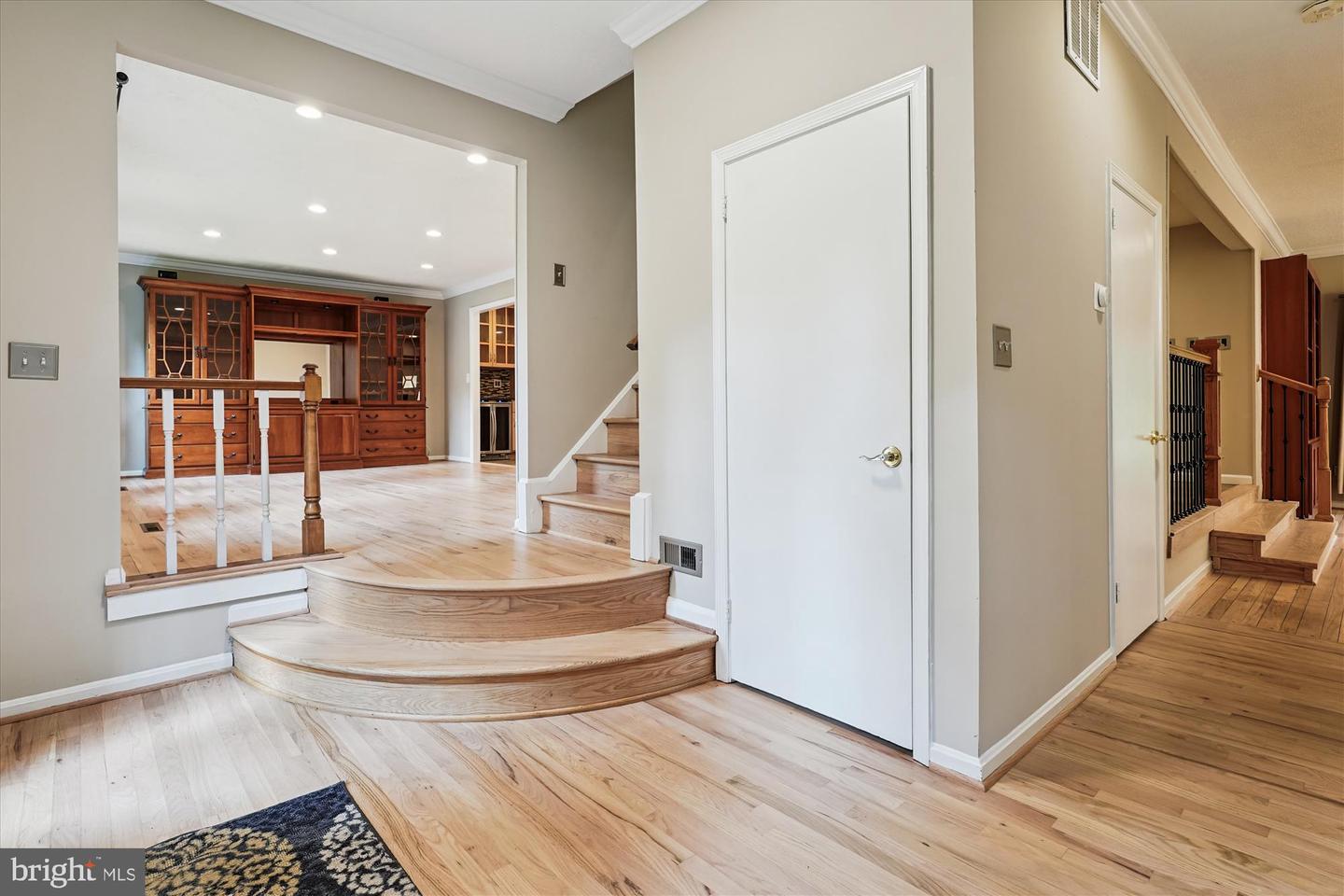 7921 JOURNEY LN, SPRINGFIELD, Virginia 22153, 4 Bedrooms Bedrooms, ,3 BathroomsBathrooms,Residential,For sale,7921 JOURNEY LN,VAFX2261124 MLS # VAFX2261124