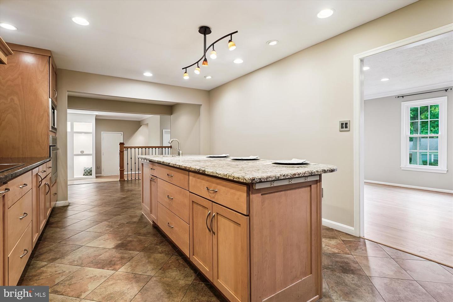7921 JOURNEY LN, SPRINGFIELD, Virginia 22153, 4 Bedrooms Bedrooms, ,3 BathroomsBathrooms,Residential,For sale,7921 JOURNEY LN,VAFX2261124 MLS # VAFX2261124