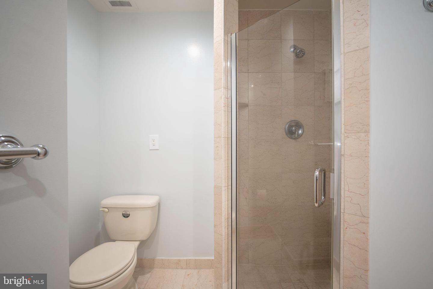 2992 COVINGTON ST, FAIRFAX, Virginia 22031, 3 Bedrooms Bedrooms, ,3 BathroomsBathrooms,Residential,For sale,2992 COVINGTON ST,VAFX2261172 MLS # VAFX2261172