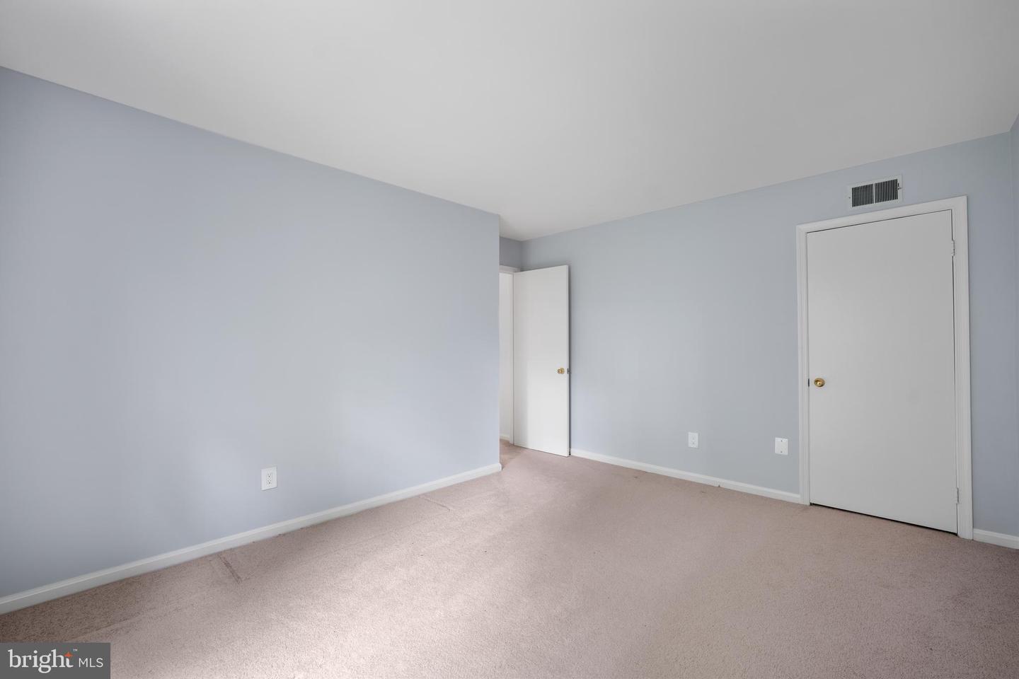2992 COVINGTON ST, FAIRFAX, Virginia 22031, 3 Bedrooms Bedrooms, ,3 BathroomsBathrooms,Residential,For sale,2992 COVINGTON ST,VAFX2261172 MLS # VAFX2261172