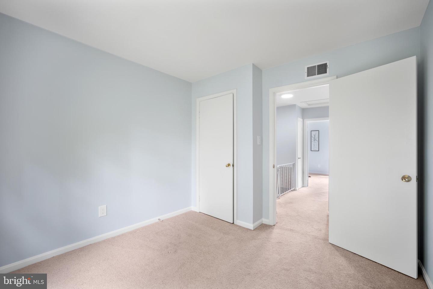 2992 COVINGTON ST, FAIRFAX, Virginia 22031, 3 Bedrooms Bedrooms, ,3 BathroomsBathrooms,Residential,For sale,2992 COVINGTON ST,VAFX2261172 MLS # VAFX2261172