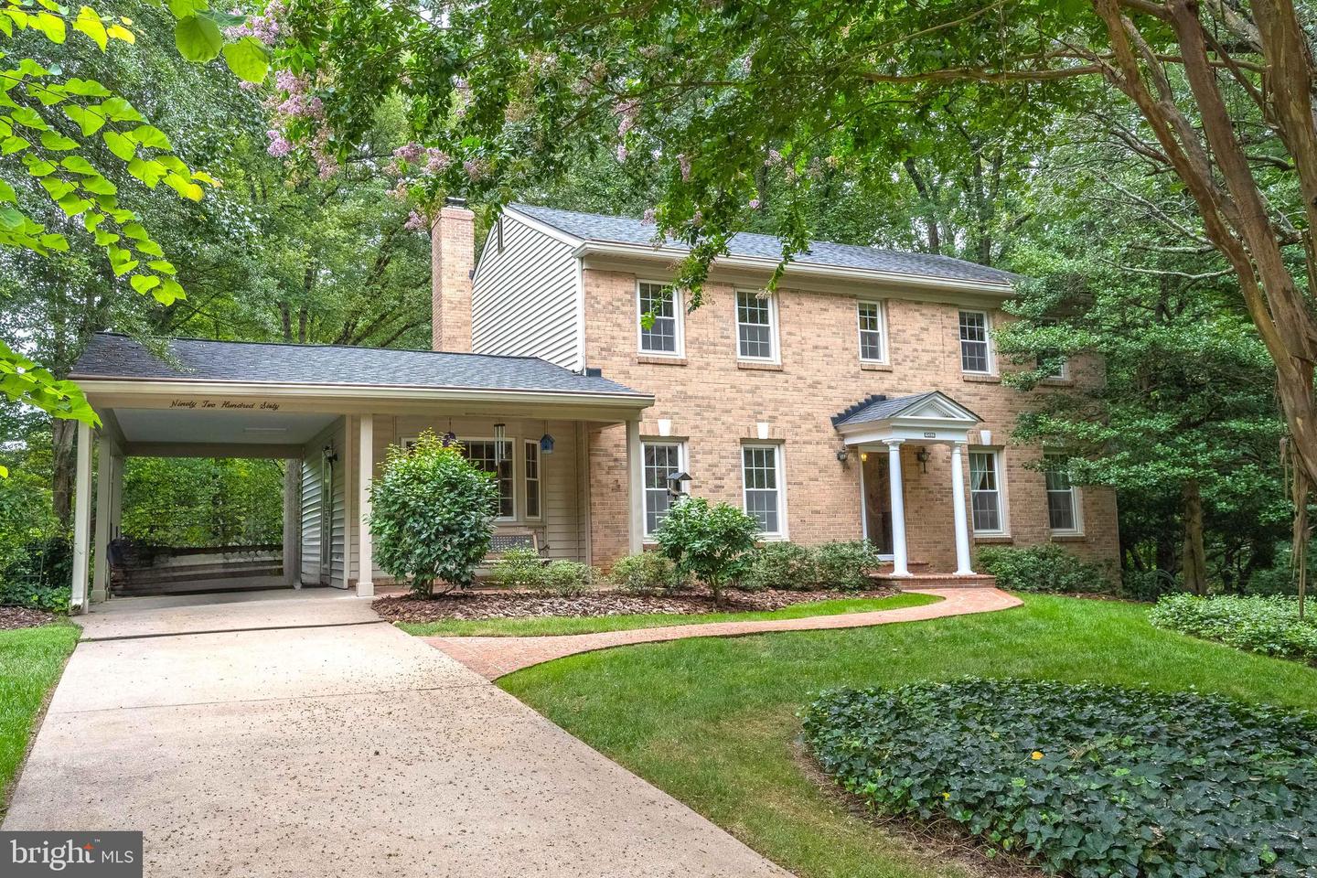 9260 ELJAMES DR, FAIRFAX, Virginia 22032, 4 Bedrooms Bedrooms, 14 Rooms Rooms,2 BathroomsBathrooms,Residential,For sale,9260 ELJAMES DR,VAFX2261182 MLS # VAFX2261182
