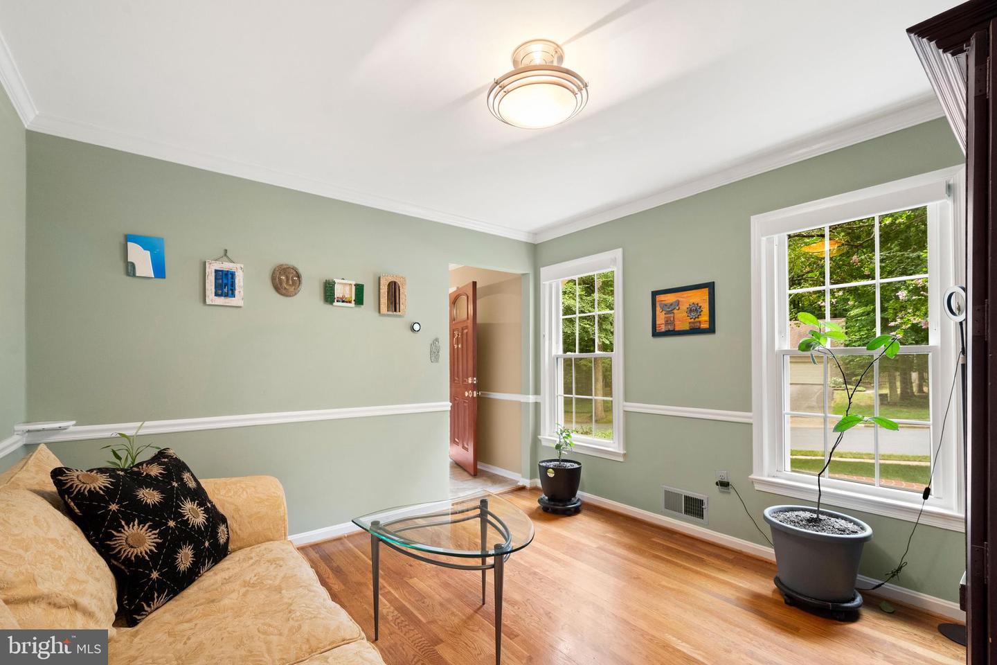 9260 ELJAMES DR, FAIRFAX, Virginia 22032, 4 Bedrooms Bedrooms, 14 Rooms Rooms,2 BathroomsBathrooms,Residential,For sale,9260 ELJAMES DR,VAFX2261182 MLS # VAFX2261182