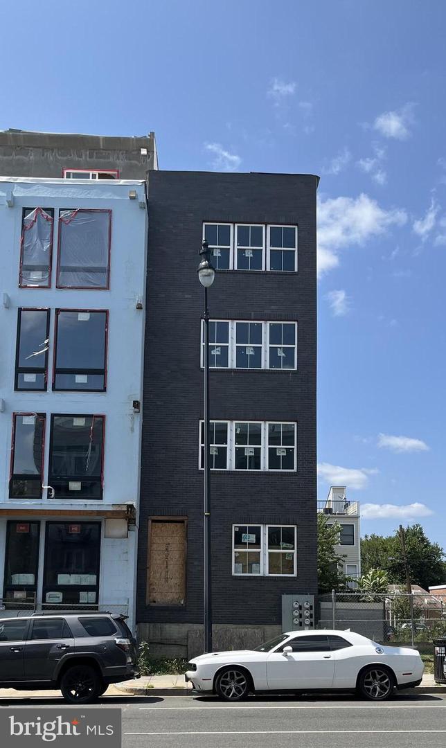 1048 BLADENSBURG RD NE, WASHINGTON, District Of Columbia 20002, 10 Bedrooms Bedrooms, ,5 BathroomsBathrooms,Residential,For sale,1048 BLADENSBURG RD NE,DCDC2214726 MLS # DCDC2214726