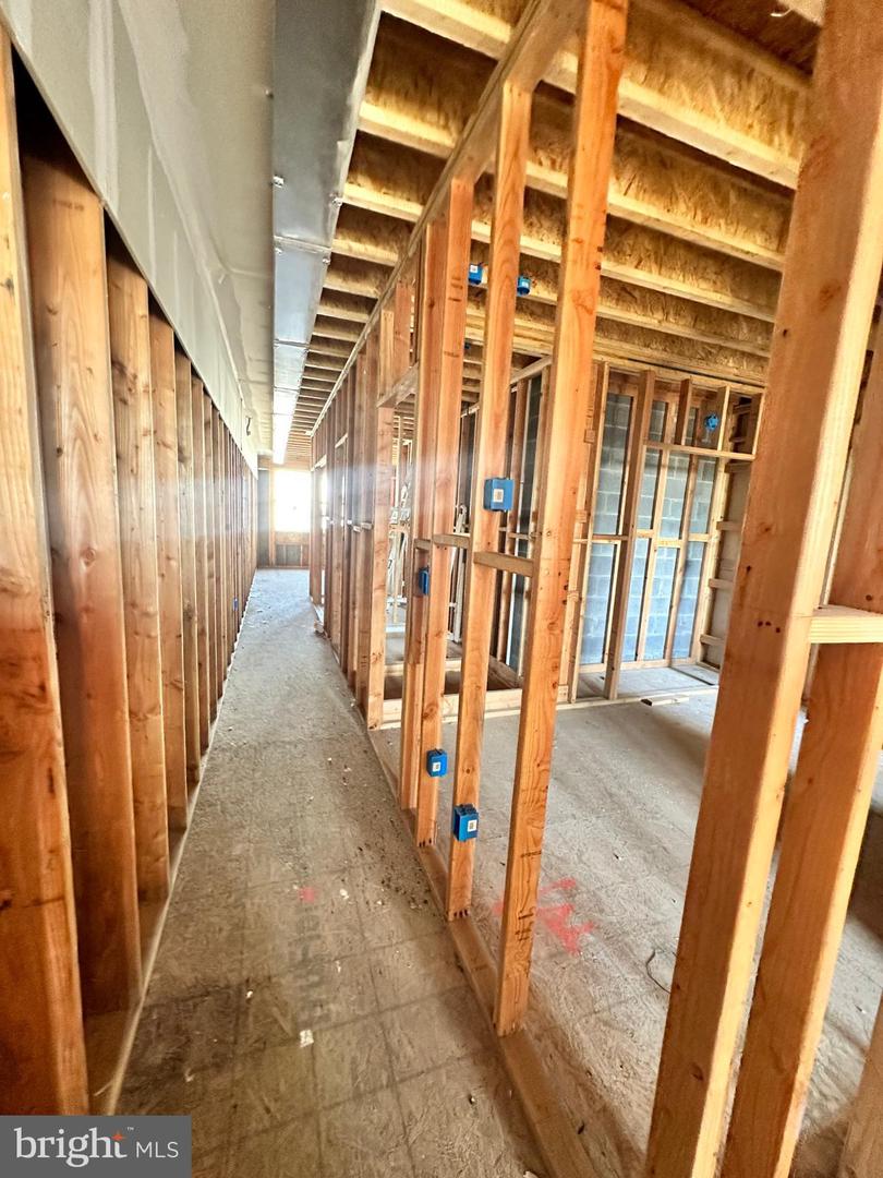 1048 BLADENSBURG RD NE, WASHINGTON, District Of Columbia 20002, 10 Bedrooms Bedrooms, ,5 BathroomsBathrooms,Residential,For sale,1048 BLADENSBURG RD NE,DCDC2214726 MLS # DCDC2214726