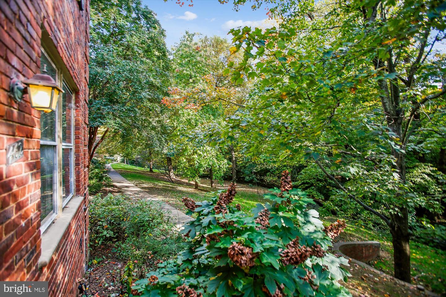 1415 S EDGEWOOD ST #463, ARLINGTON, Virginia 22204, 1 Bedroom Bedrooms, ,1 BathroomBathrooms,Residential,For sale,1415 S EDGEWOOD ST #463,VAAR2062154 MLS # VAAR2062154 1415 S EDGEWOOD ST #463, ARLINGTON, Virginia 22204, 1 Bedroom Bedrooms, ,1 BathroomBathrooms,Residential,For sale,1415 S EDGEWOOD ST #463,VAAR2062154 MLS # VAAR2062154