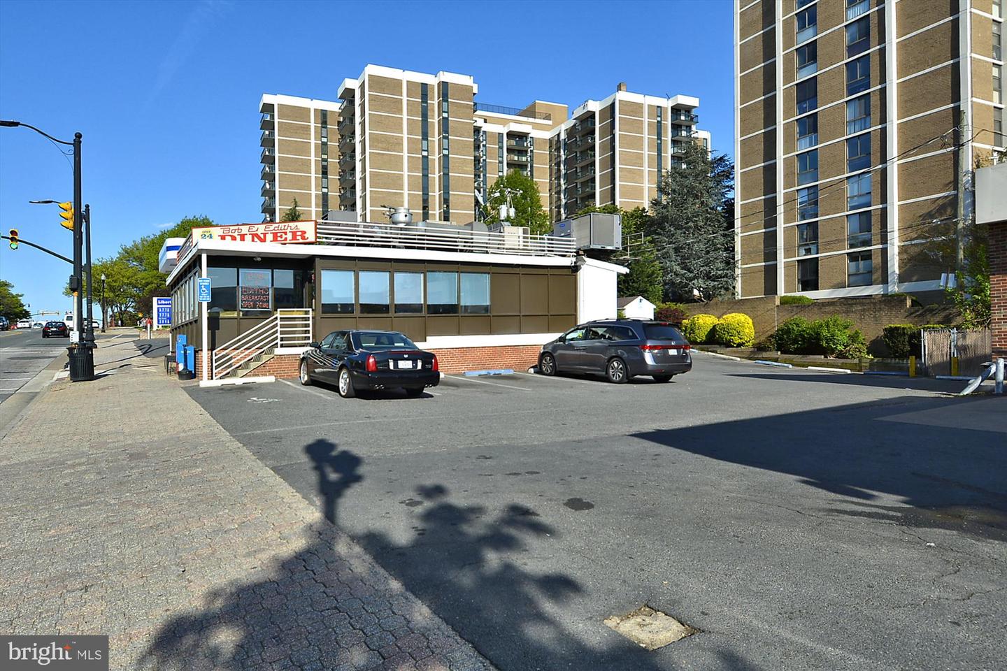 1415 S EDGEWOOD ST #463, ARLINGTON, Virginia 22204, 1 Bedroom Bedrooms, ,1 BathroomBathrooms,Residential,For sale,1415 S EDGEWOOD ST #463,VAAR2062154 MLS # VAAR2062154 1415 S EDGEWOOD ST #463, ARLINGTON, Virginia 22204, 1 Bedroom Bedrooms, ,1 BathroomBathrooms,Residential,For sale,1415 S EDGEWOOD ST #463,VAAR2062154 MLS # VAAR2062154