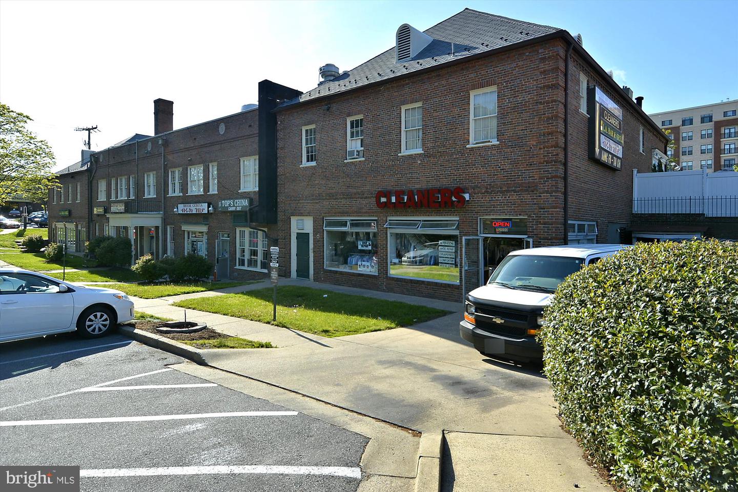 1415 S EDGEWOOD ST #463, ARLINGTON, Virginia 22204, 1 Bedroom Bedrooms, ,1 BathroomBathrooms,Residential,For sale,1415 S EDGEWOOD ST #463,VAAR2062154 MLS # VAAR2062154 1415 S EDGEWOOD ST #463, ARLINGTON, Virginia 22204, 1 Bedroom Bedrooms, ,1 BathroomBathrooms,Residential,For sale,1415 S EDGEWOOD ST #463,VAAR2062154 MLS # VAAR2062154