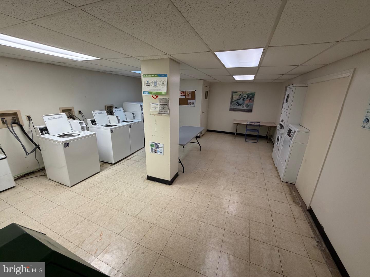 1415 S EDGEWOOD ST #463, ARLINGTON, Virginia 22204, 1 Bedroom Bedrooms, ,1 BathroomBathrooms,Residential,For sale,1415 S EDGEWOOD ST #463,VAAR2062154 MLS # VAAR2062154 1415 S EDGEWOOD ST #463, ARLINGTON, Virginia 22204, 1 Bedroom Bedrooms, ,1 BathroomBathrooms,Residential,For sale,1415 S EDGEWOOD ST #463,VAAR2062154 MLS # VAAR2062154