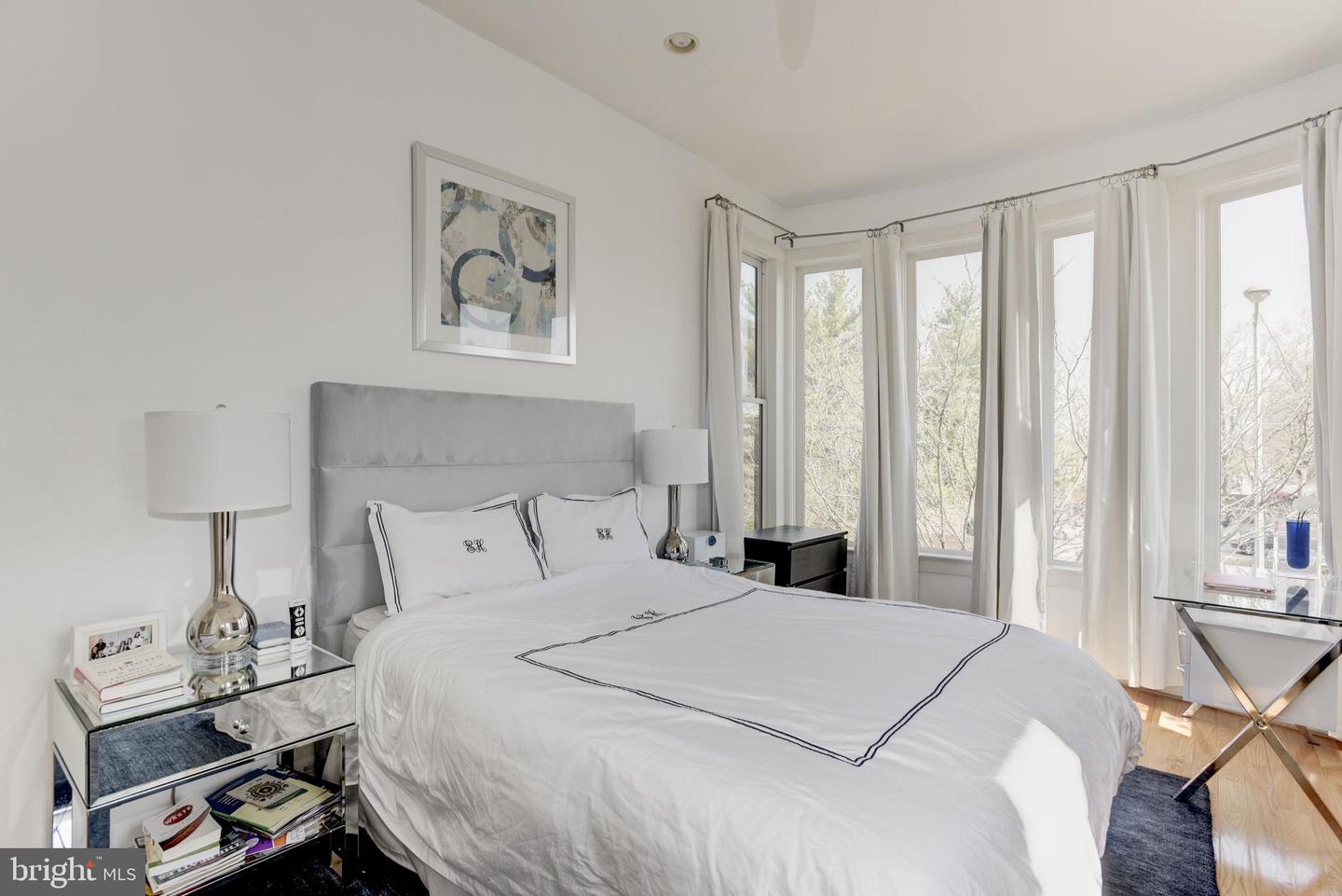 1240 4TH ST NW #200, WASHINGTON, District Of Columbia 20001, 2 Bedrooms Bedrooms, ,2 BathroomsBathrooms,Residential,For sale,1240 4TH ST NW #200,DCDC2214758 MLS # DCDC2214758